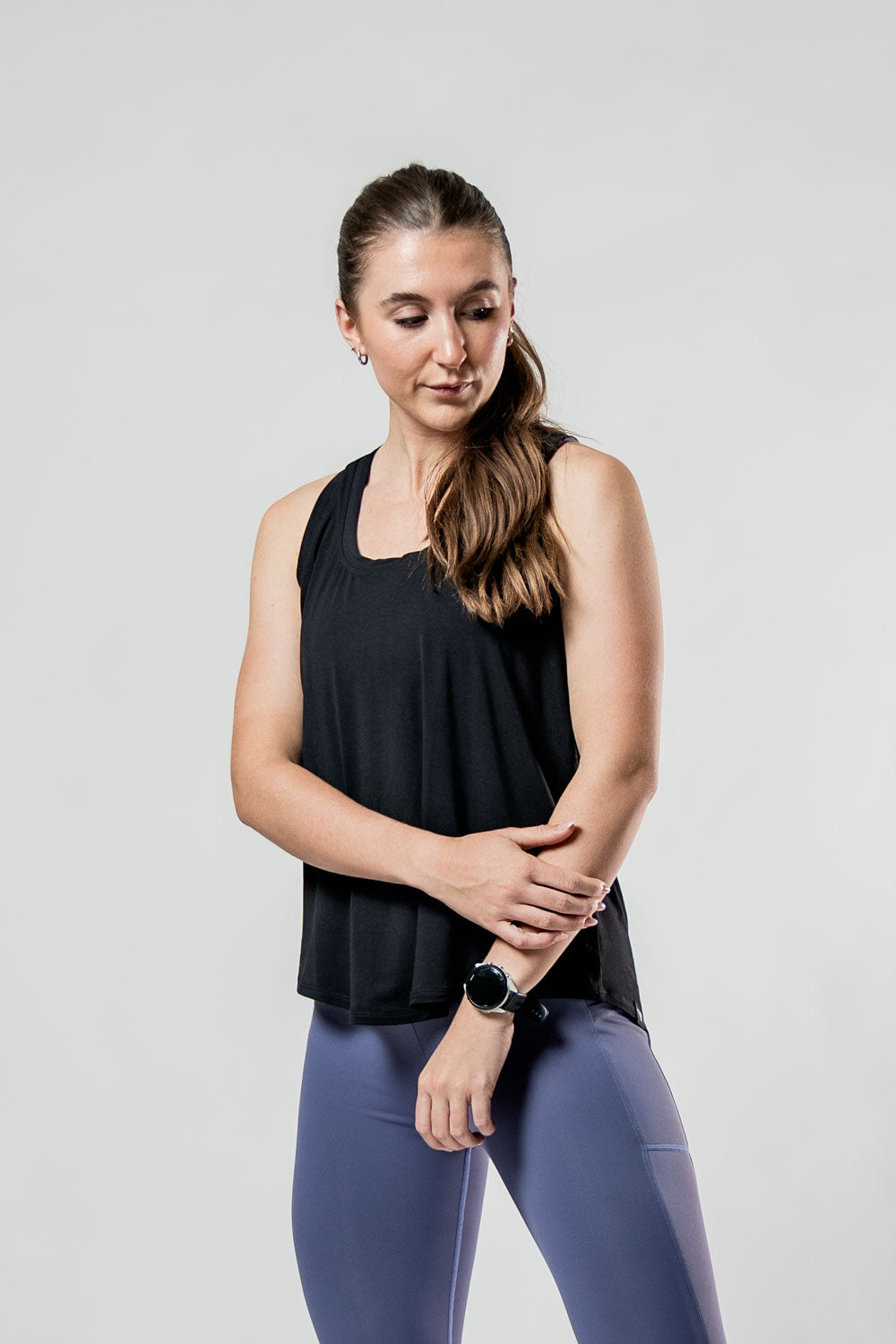 Varlo Women's Terra Recovery Halo Tank (Black) — detail shot 6