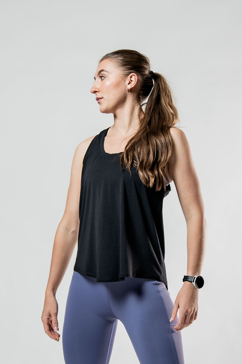 Varlo Women's Terra Recovery Halo Tank (Black) — detail shot 9