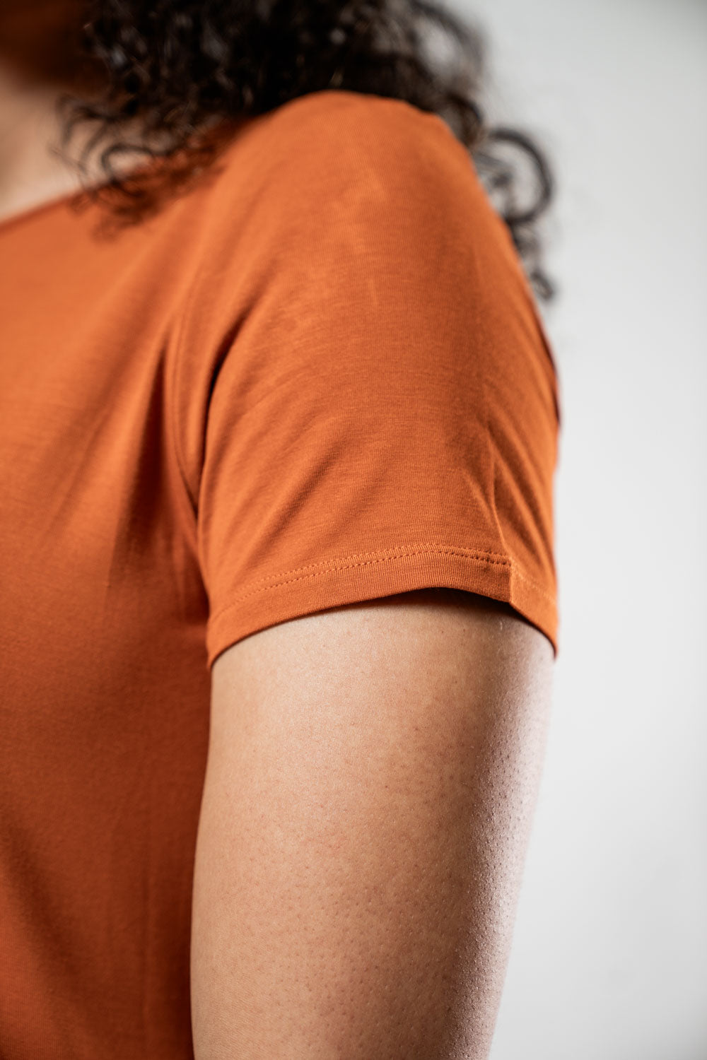 Varlo Women's Terra Recovery Motion Dress (Sunfire Clay) — in-use photo
