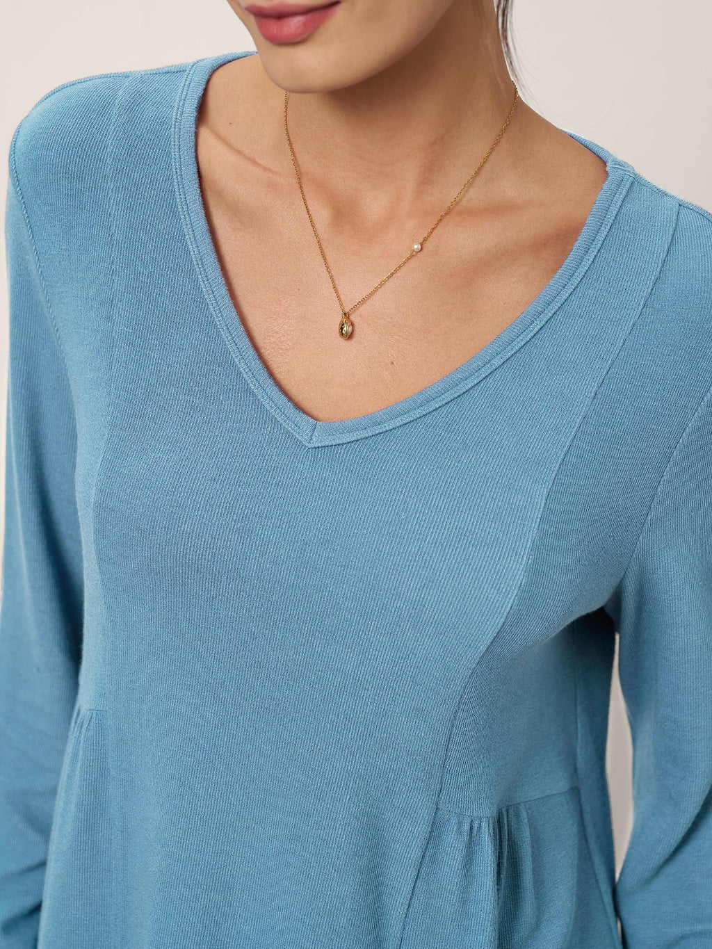 LINTICO Wool-Blend Sweetheart Pleated Long Sleeve Top AMBER — detail shot 6