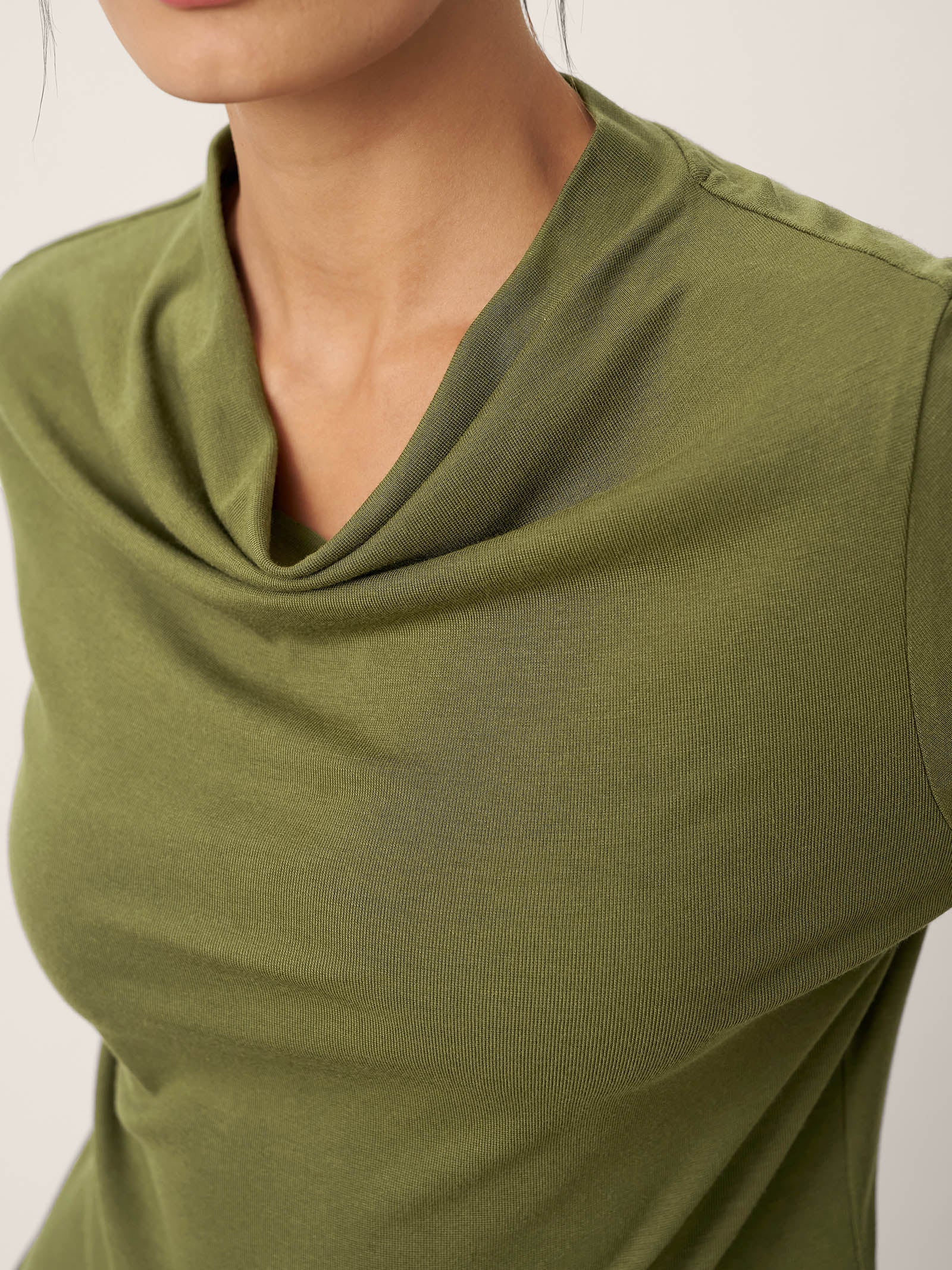 LINTICO Wool Cowl Drape Stretch Long Sleeve Top INEKE — detail shot 6