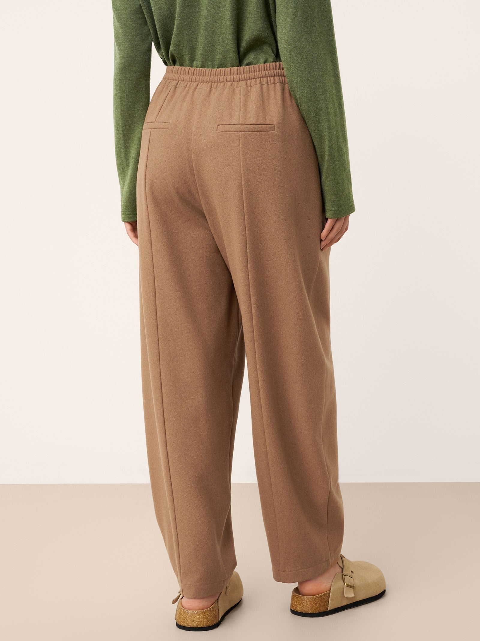 LINTICO Wool Drawstring Patch Pocket Pants PRISCILLA — construction detail