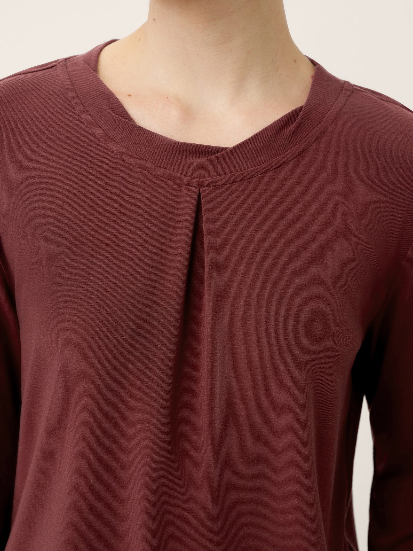 LINTICO Wool Lyocell Twisted Neck Pullover Top NERISSA — detail shot 7
