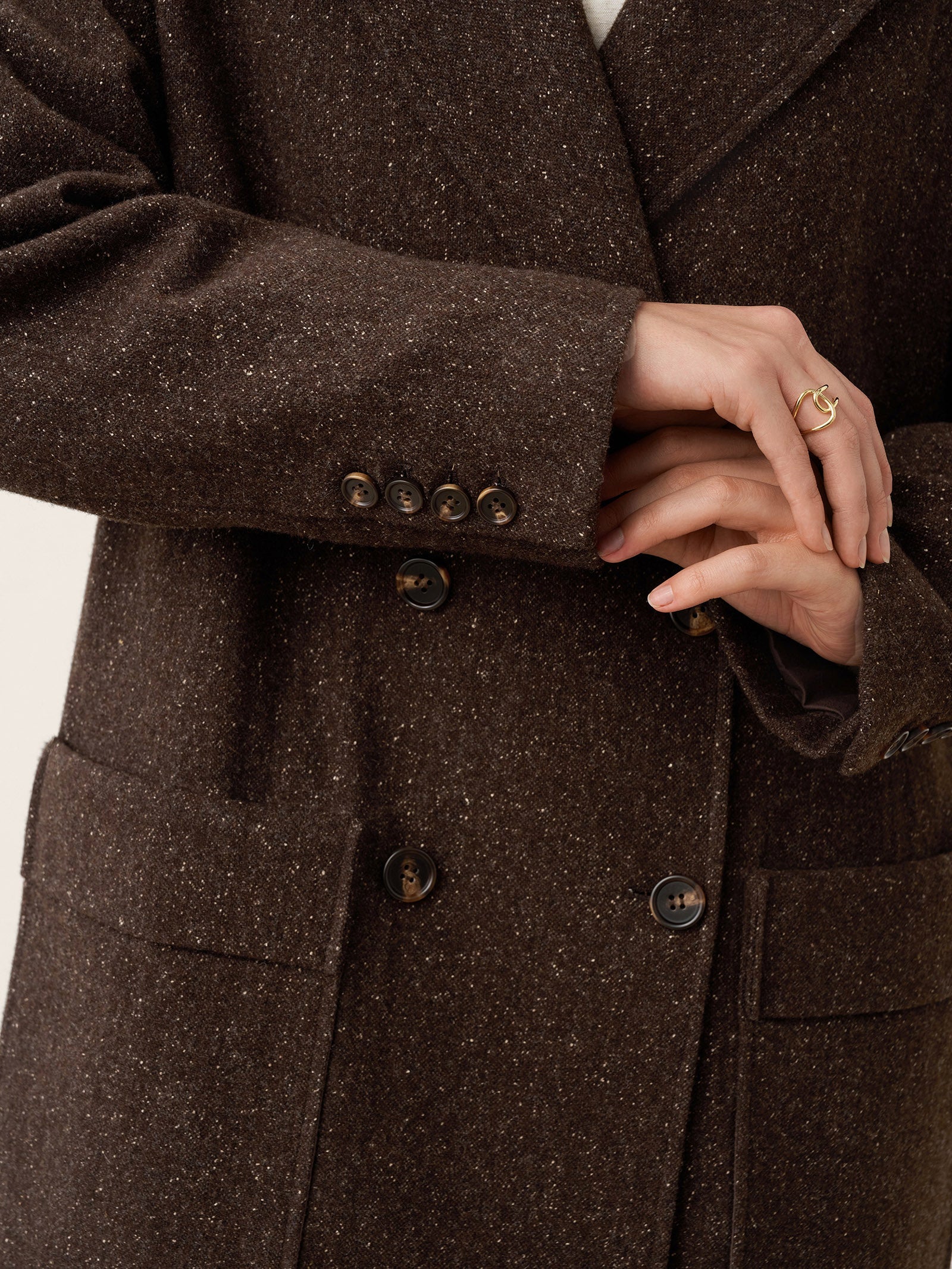 LINTICO Wool Silk Double-Breasted Lapel Coat SAPPHIRE — detail shot 8