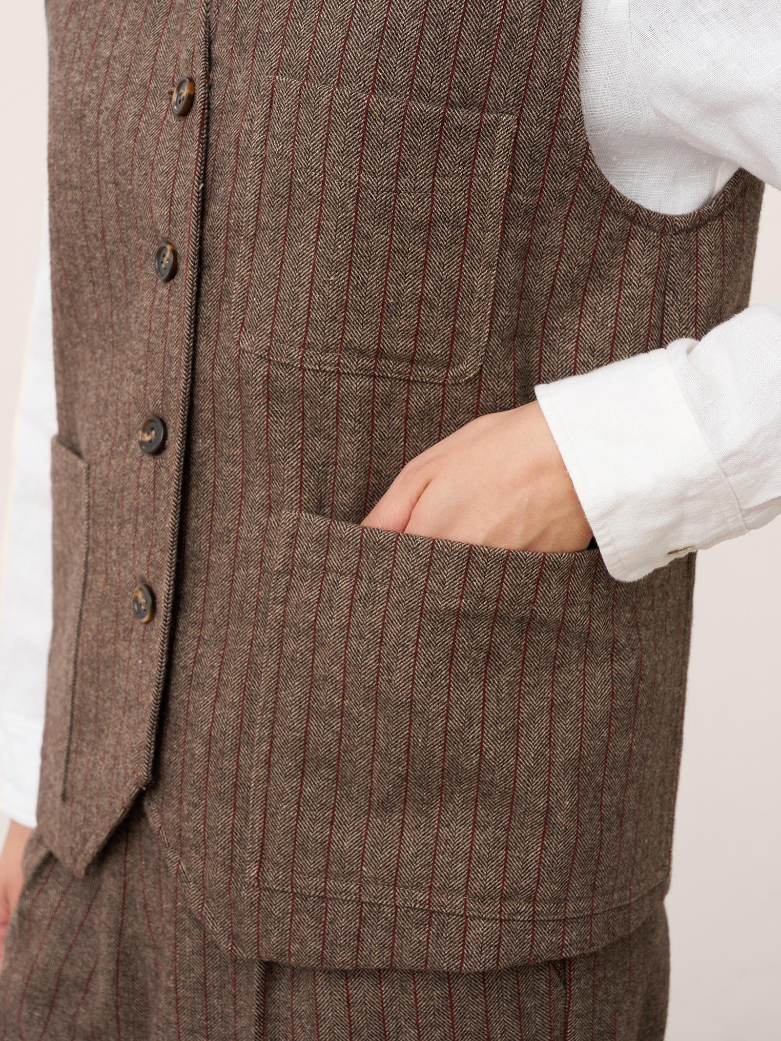 LINTICO LINTICO Wool Striped V-Neck Button-Detail Vest ELUNED — detail shot 7
