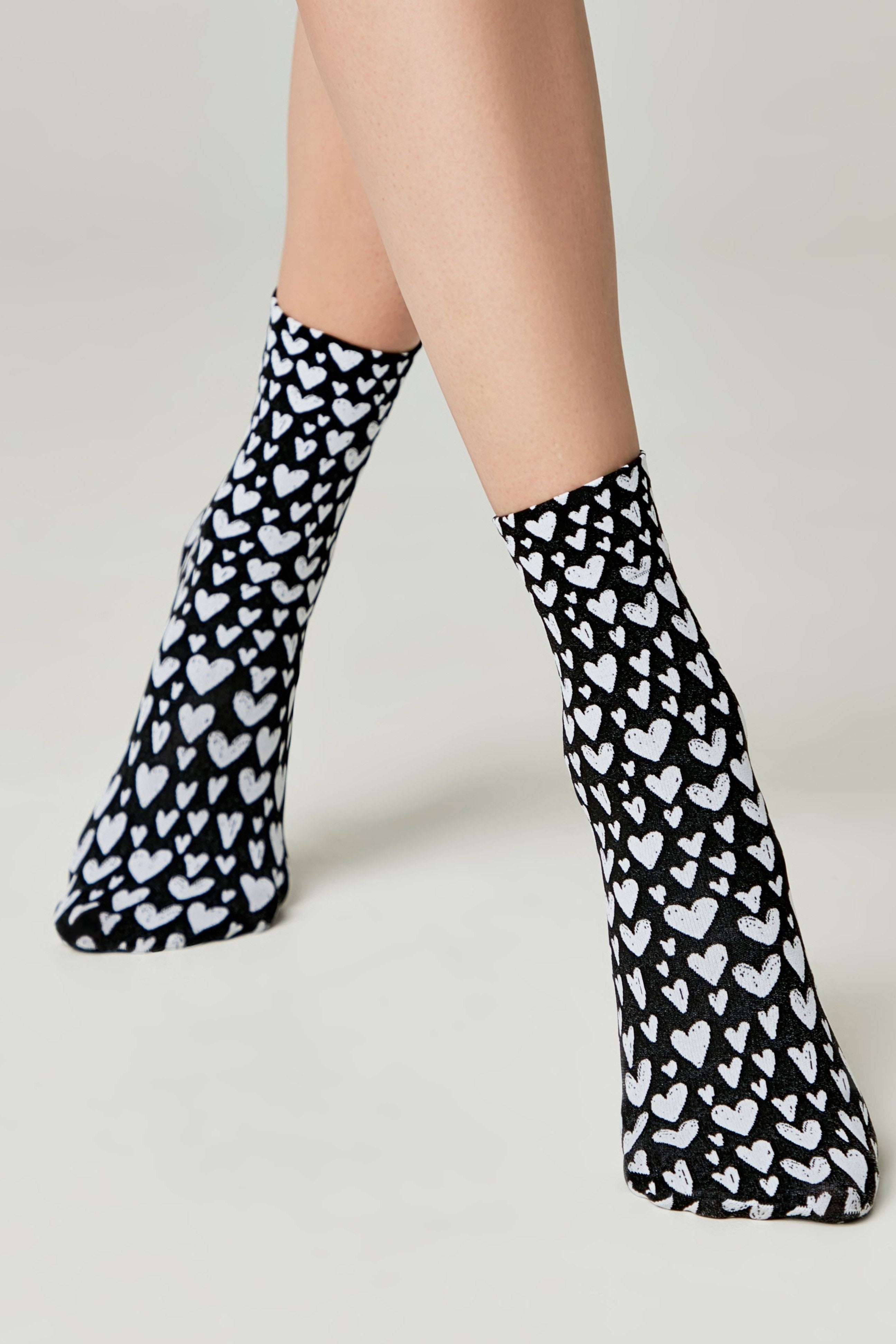 TheRanok.com Socks Conte Fantasy - Heart Pattern — back view