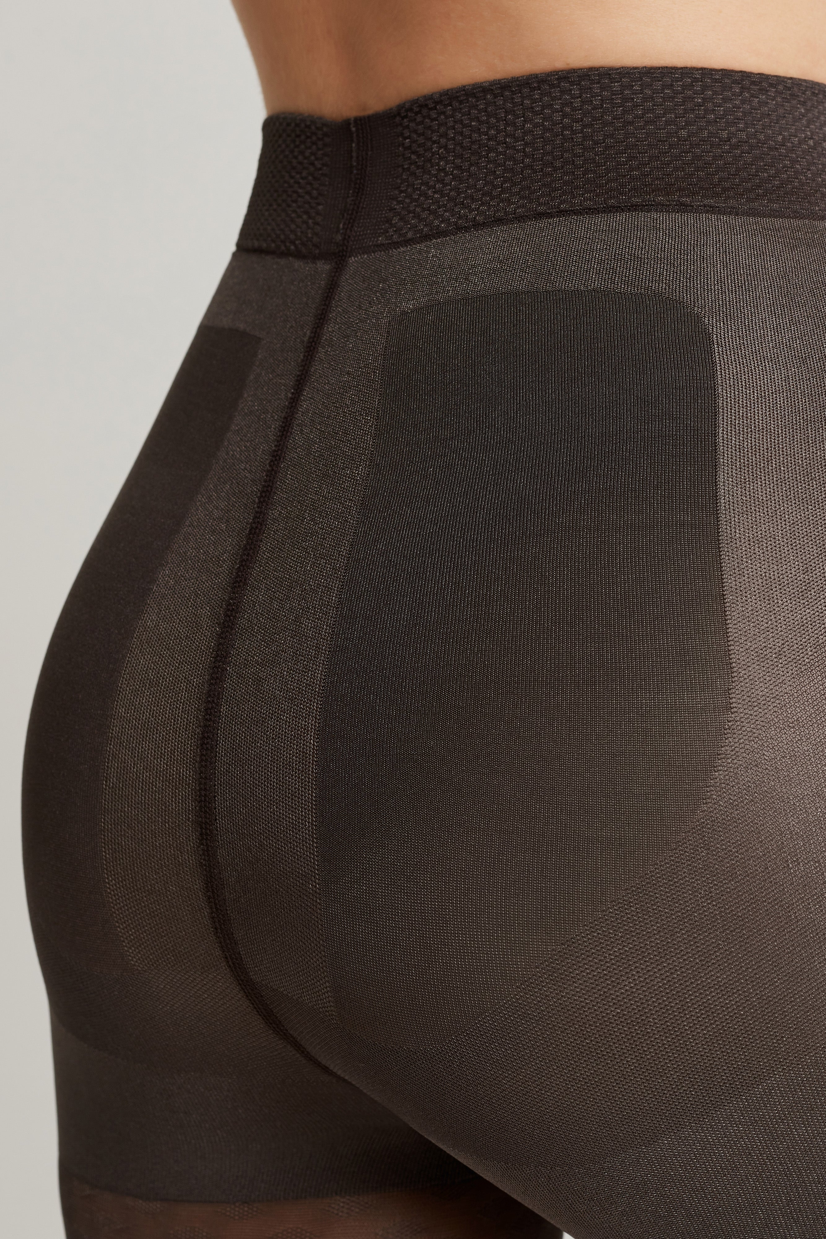 TheRanok.com Tights Conte X-Press 20 Den - Body Shaping — lifestyle context