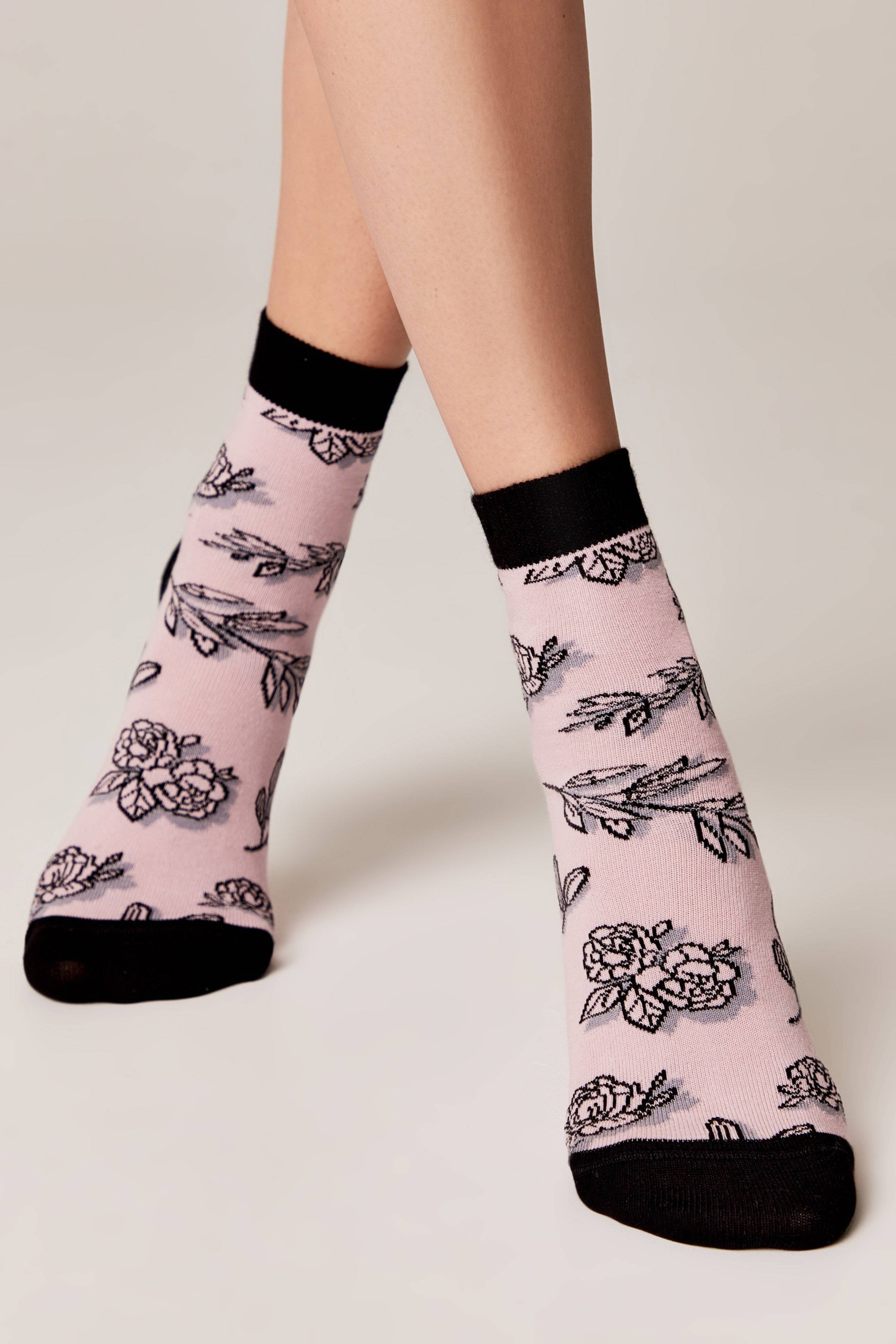 TheRanok.com Conte Cotton Socks Classic - 435 Flowers With Shadow — detail close-up
