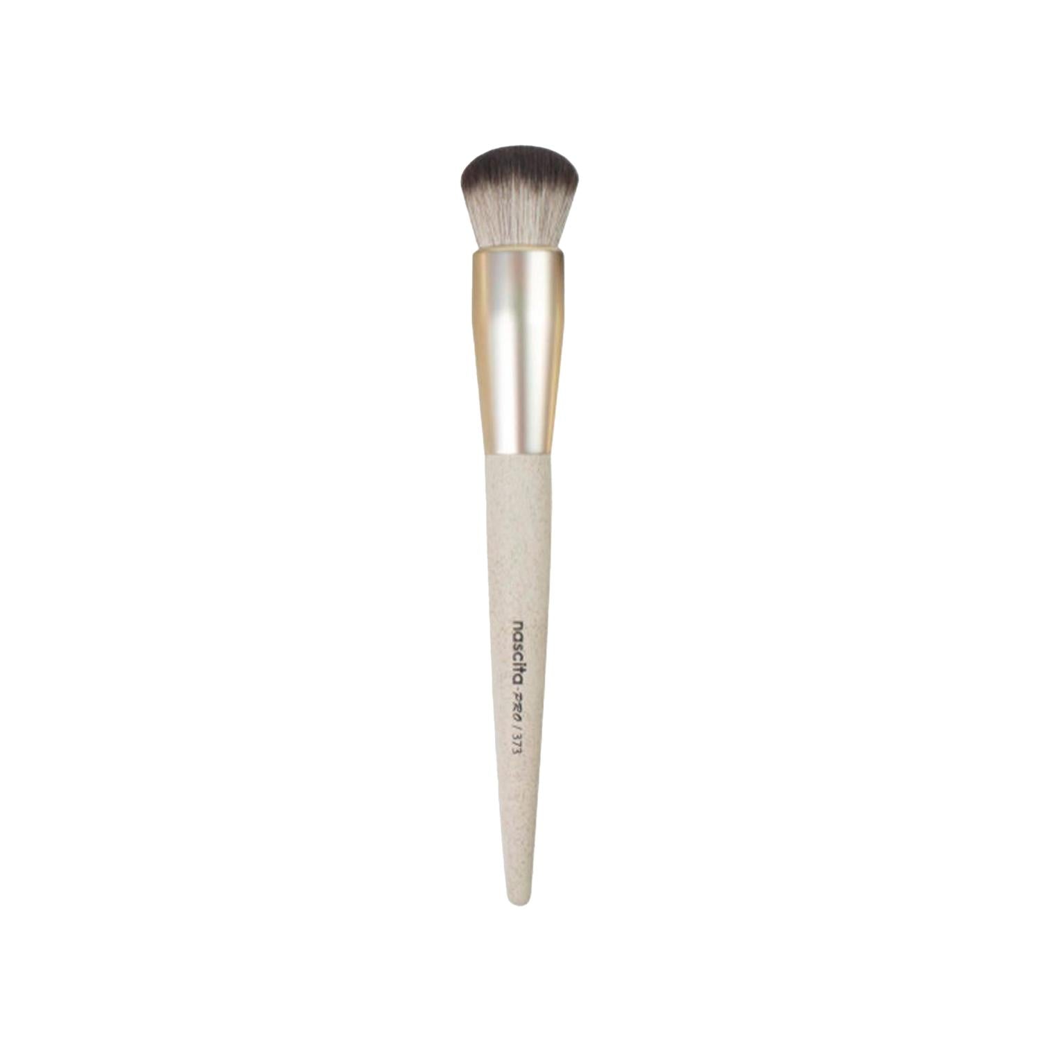 Nascita Eco-Friendly Foundation Brush 373 - Precise Application, Sustainable Makeup Tool for Beauty Enthusiasts