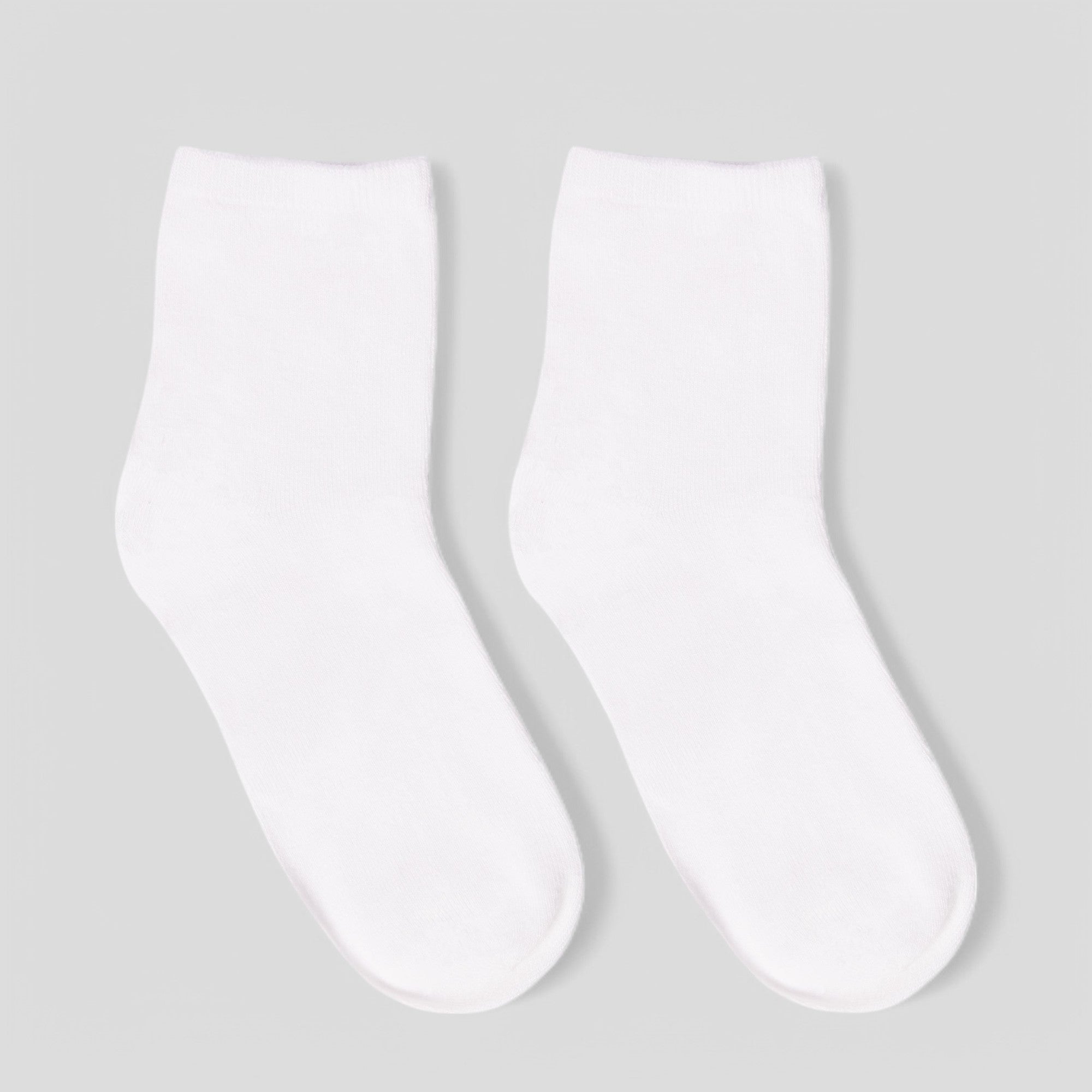 ParkerandTalia SmoothToe™ Crew Socks – 5 Pack — sensory-friendly socks — packaging view