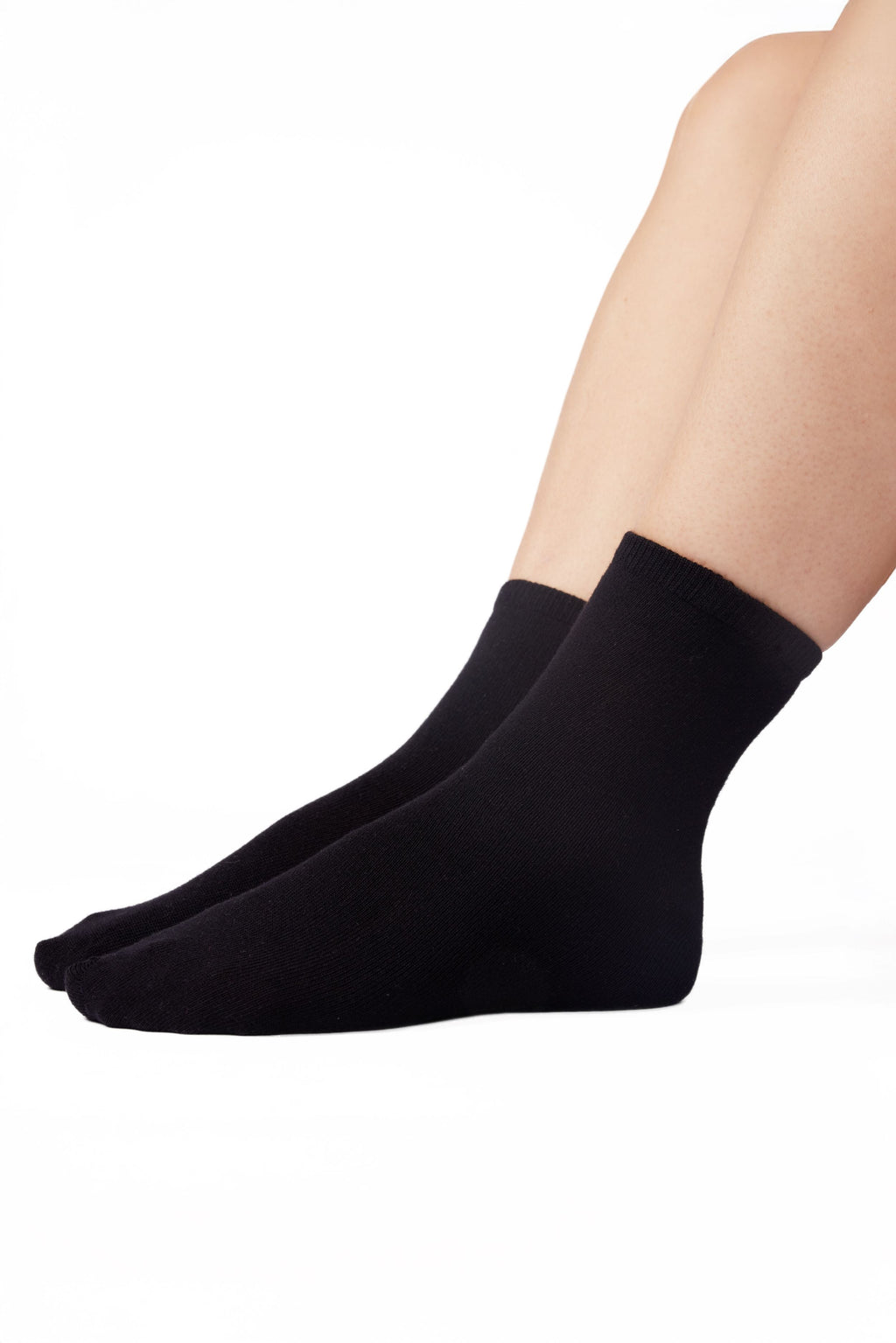 ParkerandTalia SmoothToe™ Crew Socks – 5 Pack — comparison shot