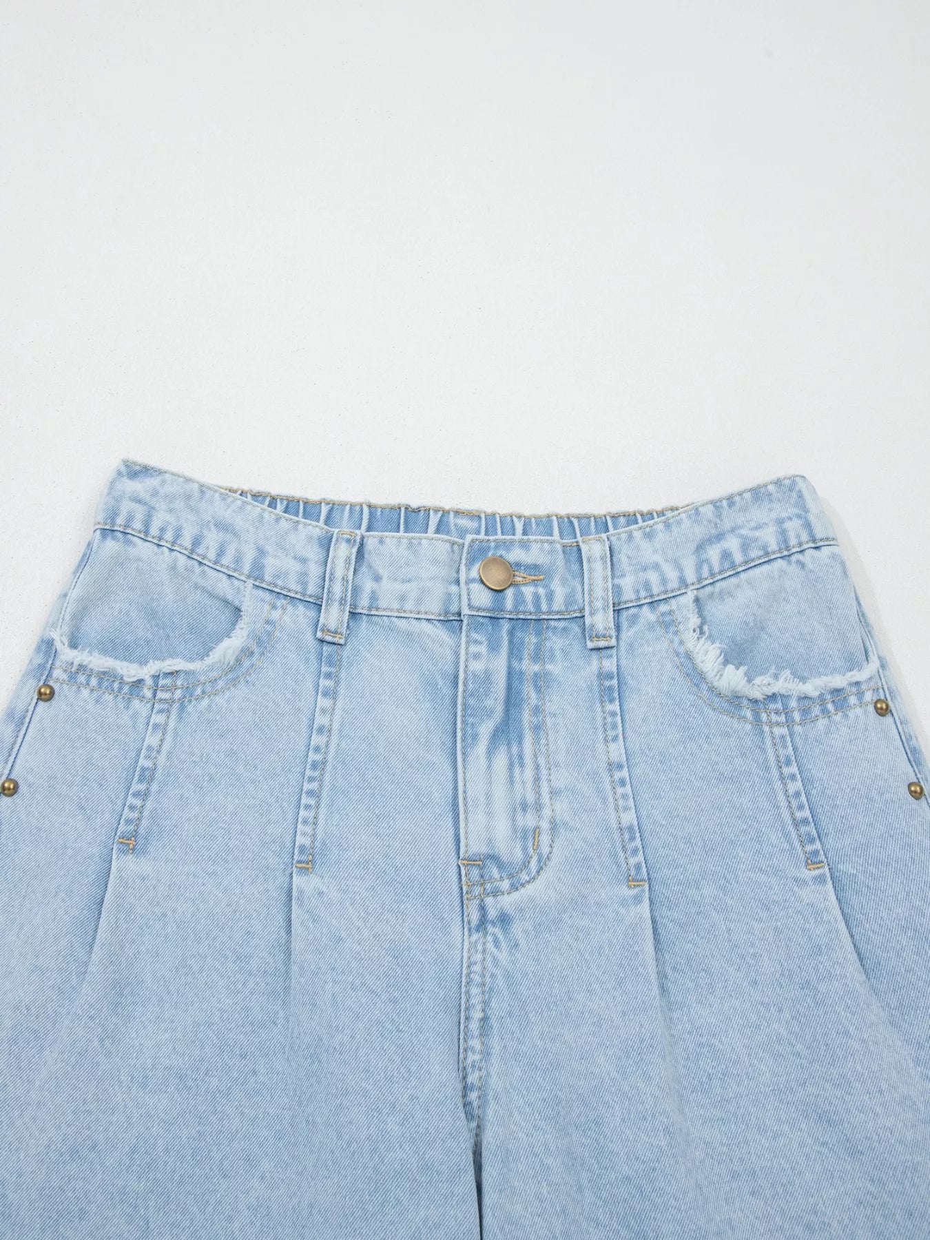 Studded Side Slit Leg Frayed Pocketed Wide Leg Jeans