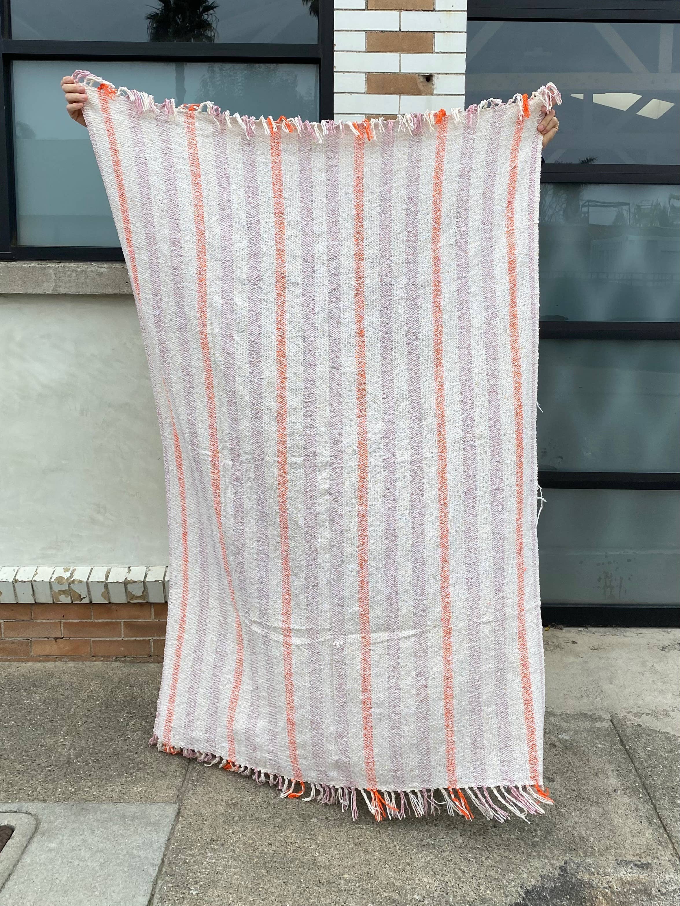 WONENA Sundream Just Peachy - Sustainable Recycled Throw Blanket — back view