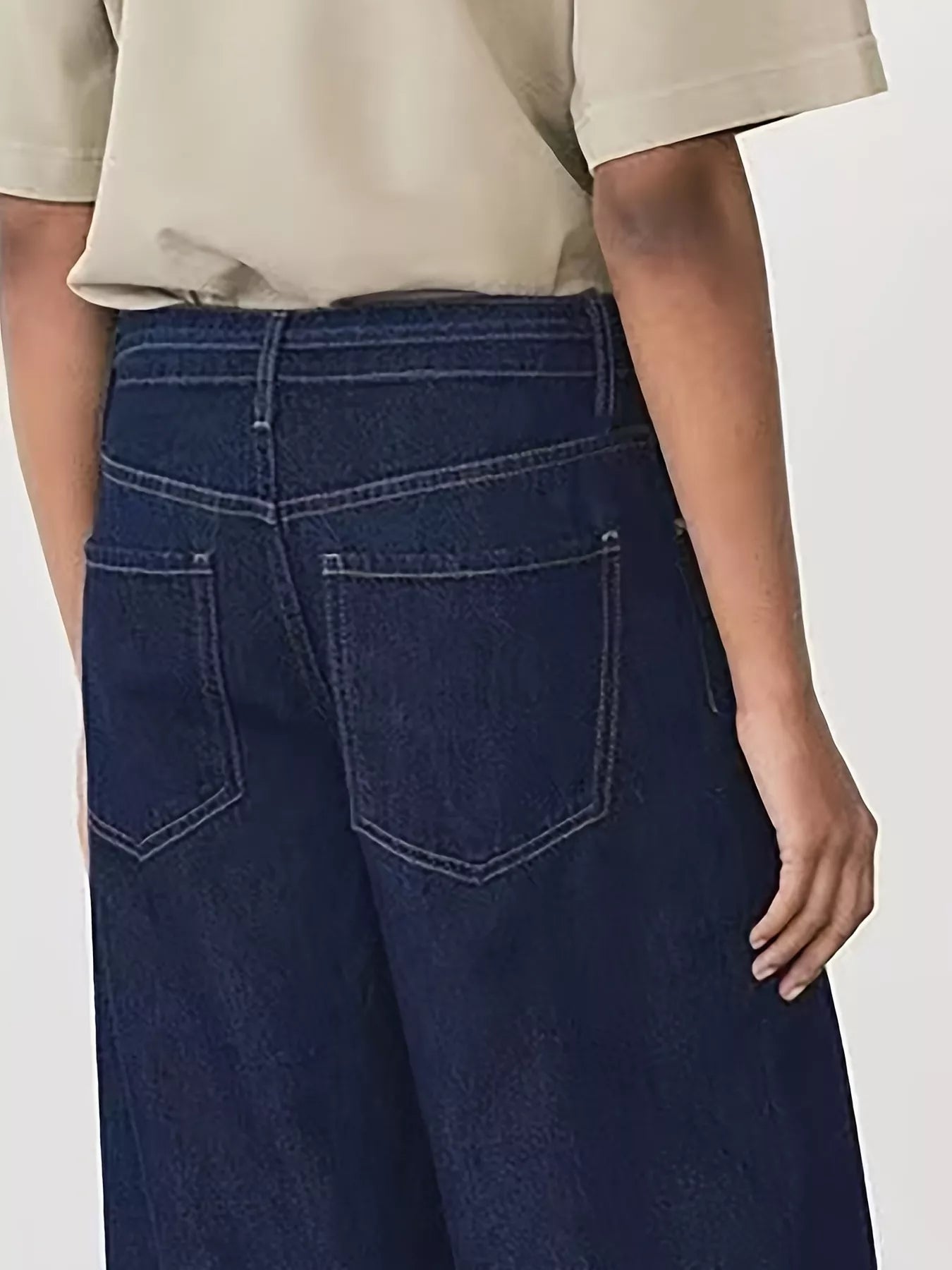 Tied Loose Fit Flare Jeans