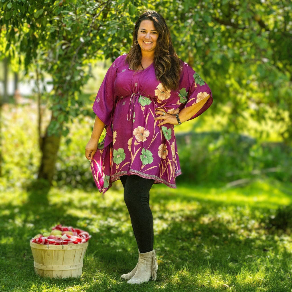 Darn Good Yarn Seconds and Surplus Aanya Adjustable Short Kaftan — Darn Good Yarn branding close-up