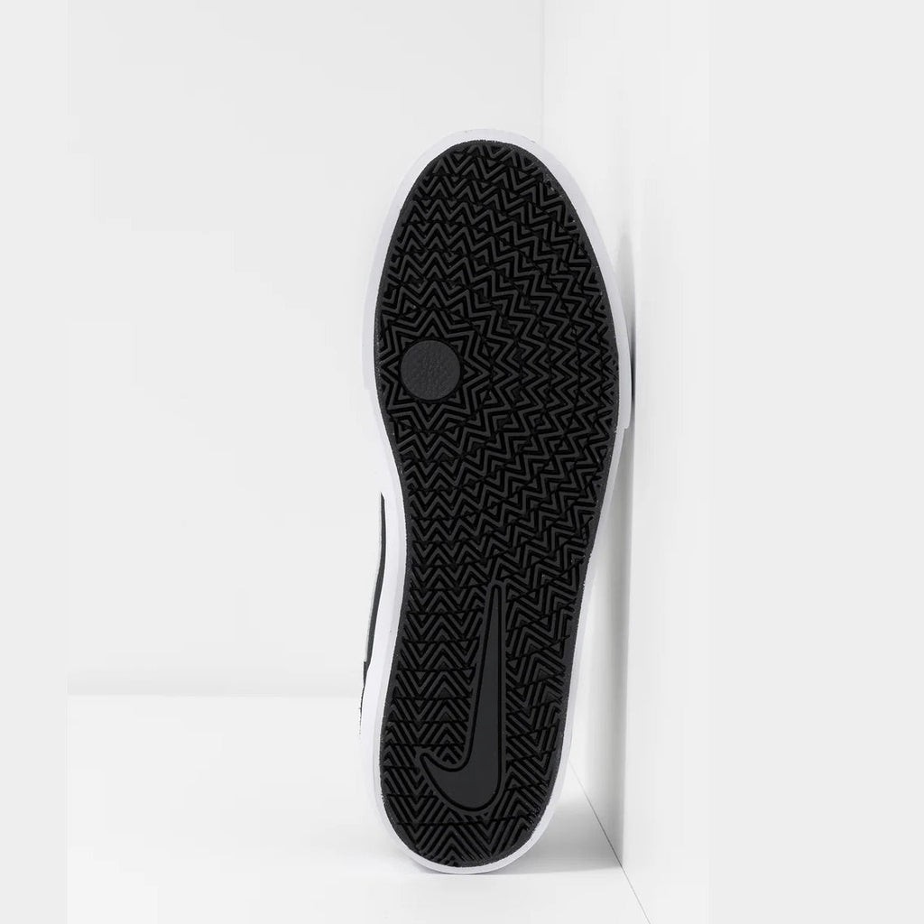 Nike Shoes SB Chron SLR - Black/White