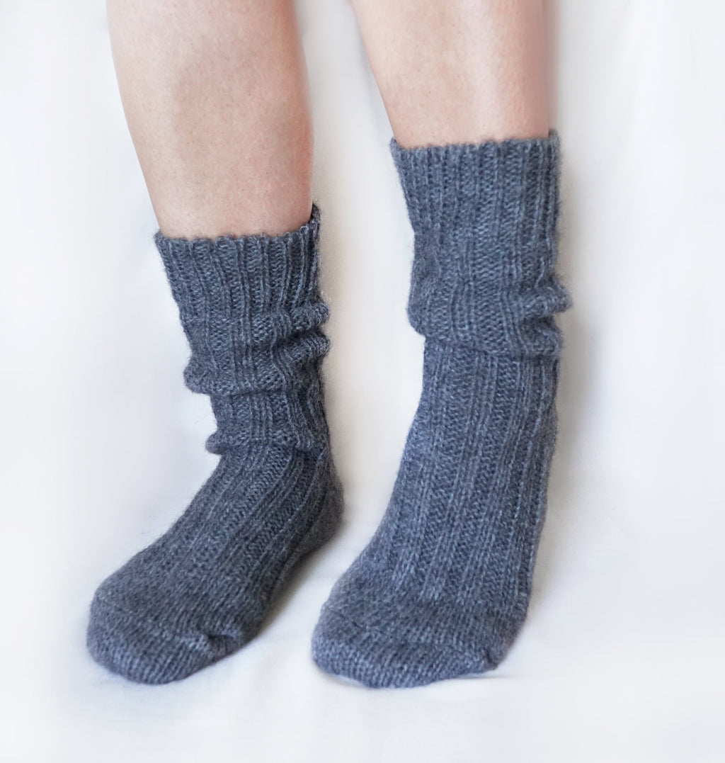 tittimitti tittimitti® Men’s Alpaca Wool Socks 3-Pack – Soft Warm Winter Crew Socks (Made in Italy) — side view