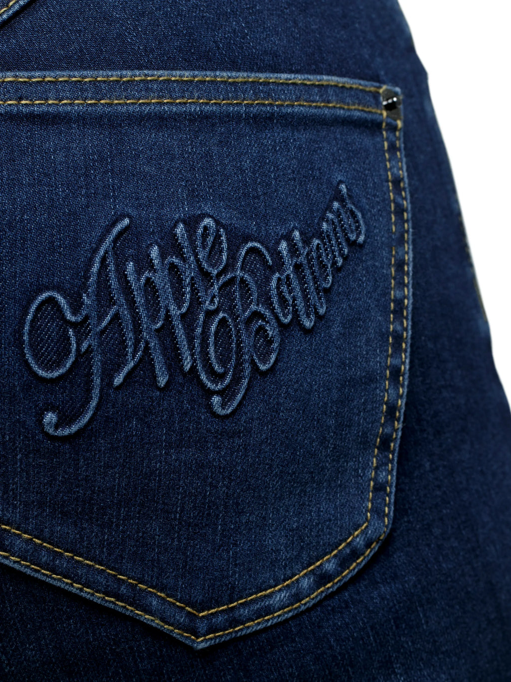 Apple Bottom Jeans Forbidden Ankle Biter Skinny Jean — packaging or label