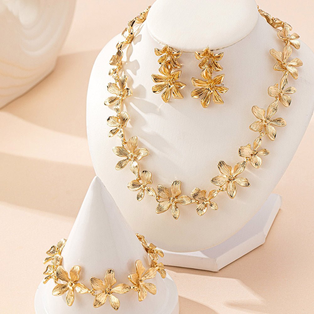 Mariam's Collection Artisan Floral Coordinating Jewelry Set (MAC326) — construction detail