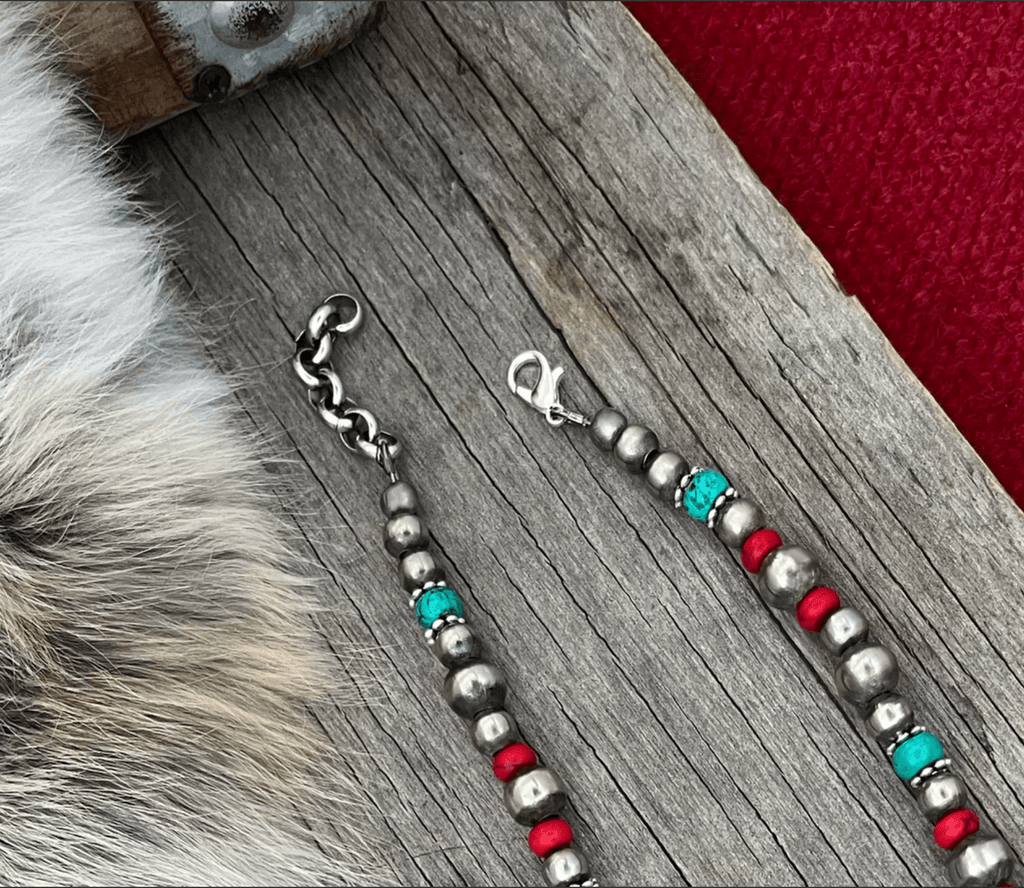 Wild Junkie Authentic Multicolored Turquoise Beaded Necklace — Turquoise detail