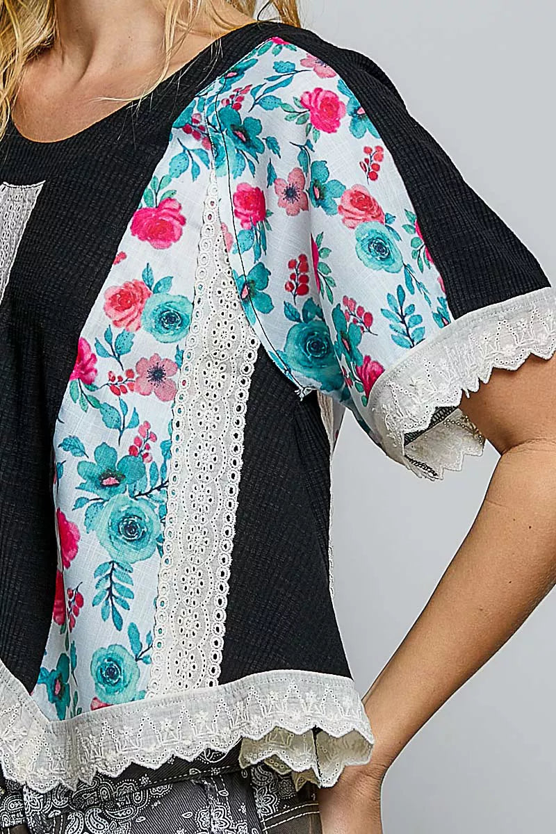 POL Round Neck Ribbed Cropped Top with Lace Detail