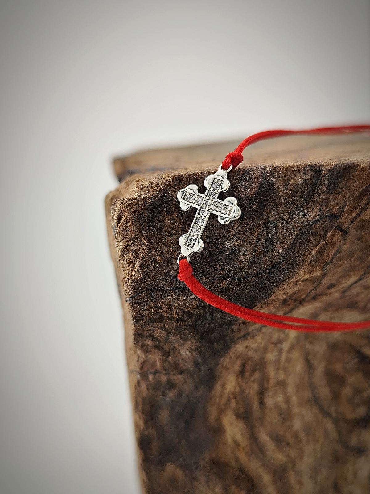 "Shine" bracelet with red thread and silver cross image 0