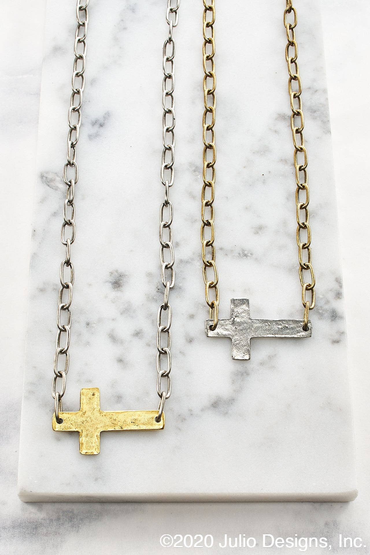 Pretty Little Patriot Pretty Little Patriot Paper Clip Chain Cross Necklace — construction detail