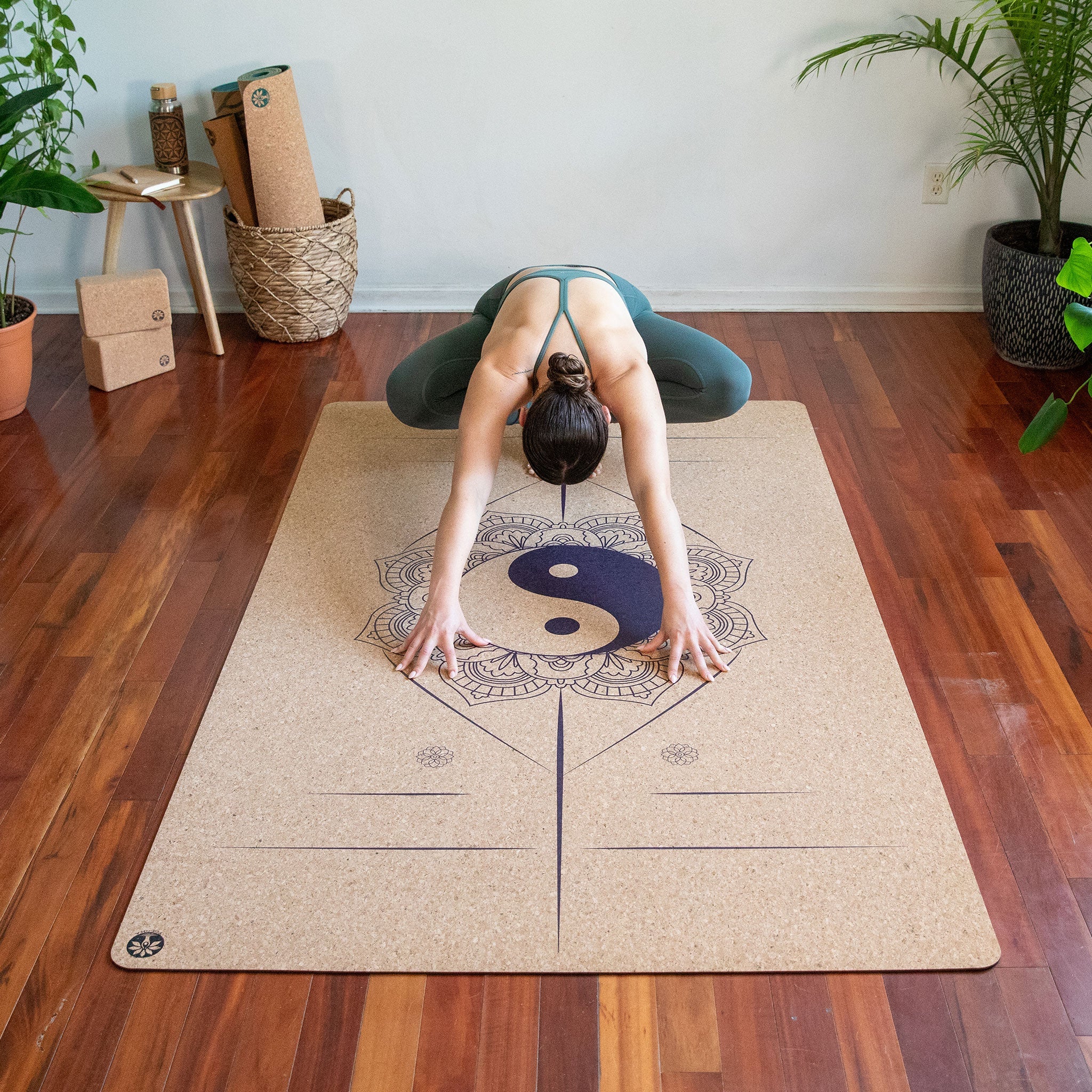 Balance and Unity Nomad XL Cork Yoga Mat – Yoloha Yoga, view 3