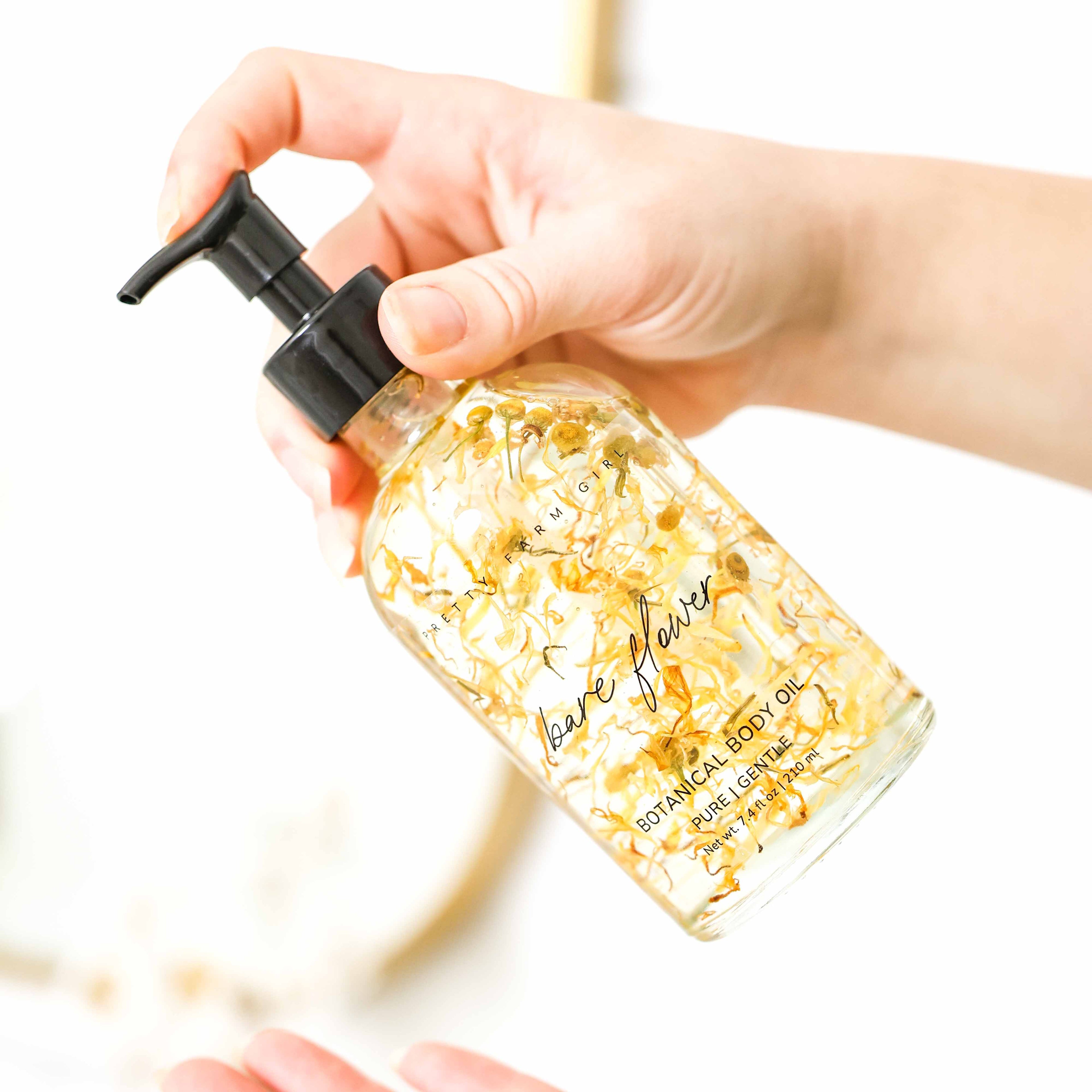 Pretty farm girl Bare Flower Natural Fragrance Free Body Oil - Best for Sensitive Skin — detail close-up