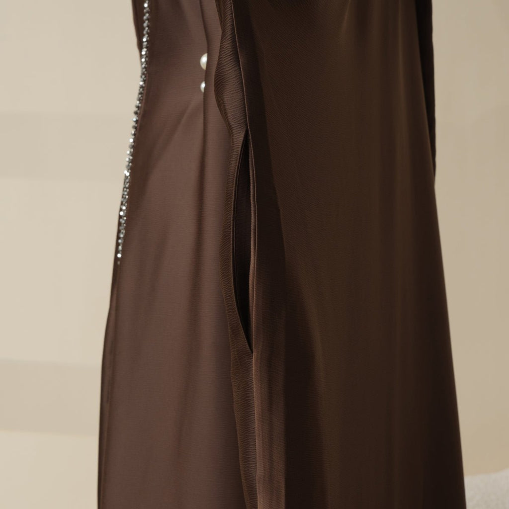 Mariam's Collection Batwing Abaya With Matching Hijab | Batwing Sleeve Abaya (MA041) — flat-lay composition