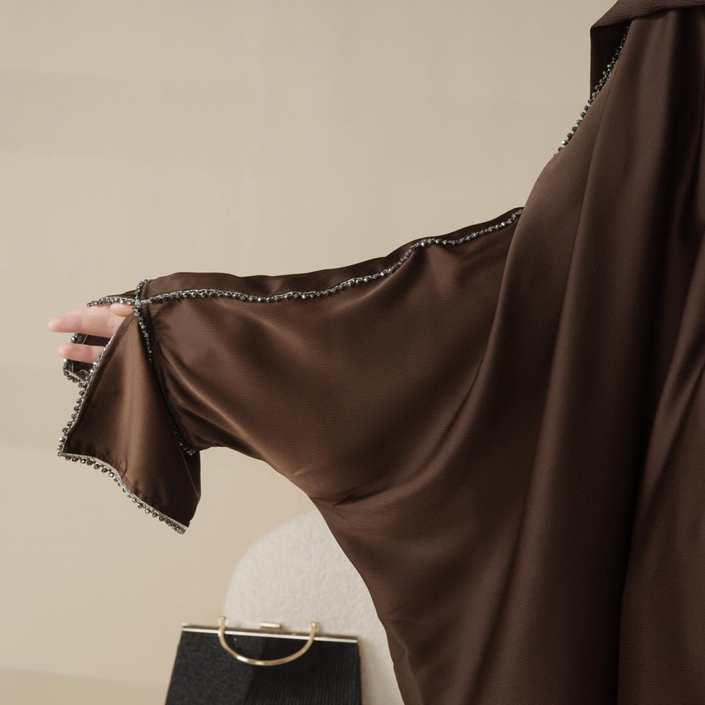 Mariam's Collection Batwing Abaya With Matching Hijab | Batwing Sleeve Abaya (MA041) — feature highlight