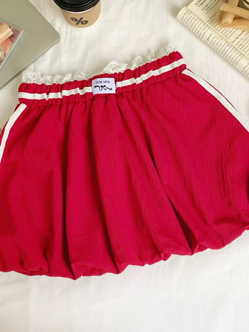 Lace Trim Elastic Waist Mini Skirt