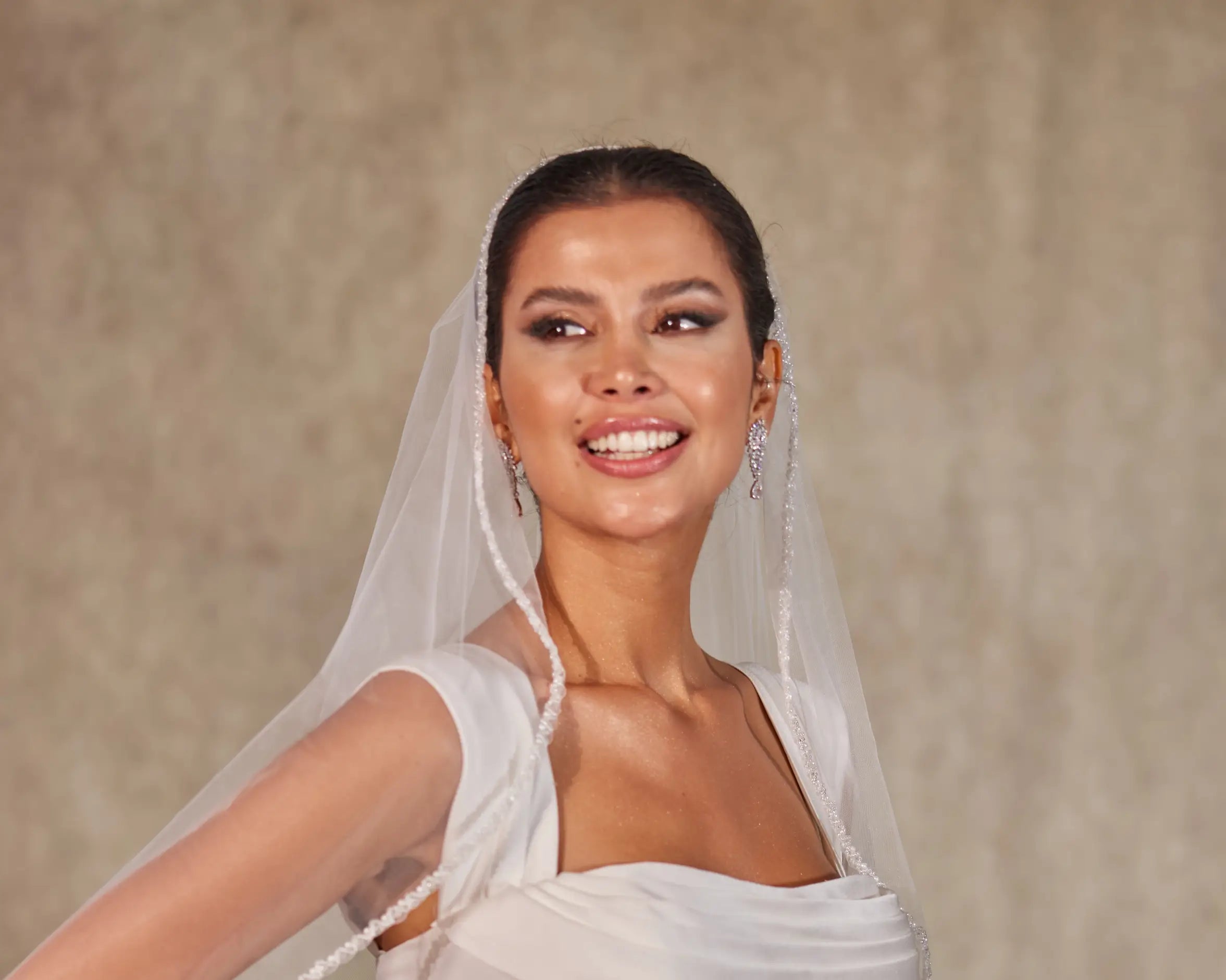 Bridal Shower Pearl Veil- D257 – Bridal Port, view 9