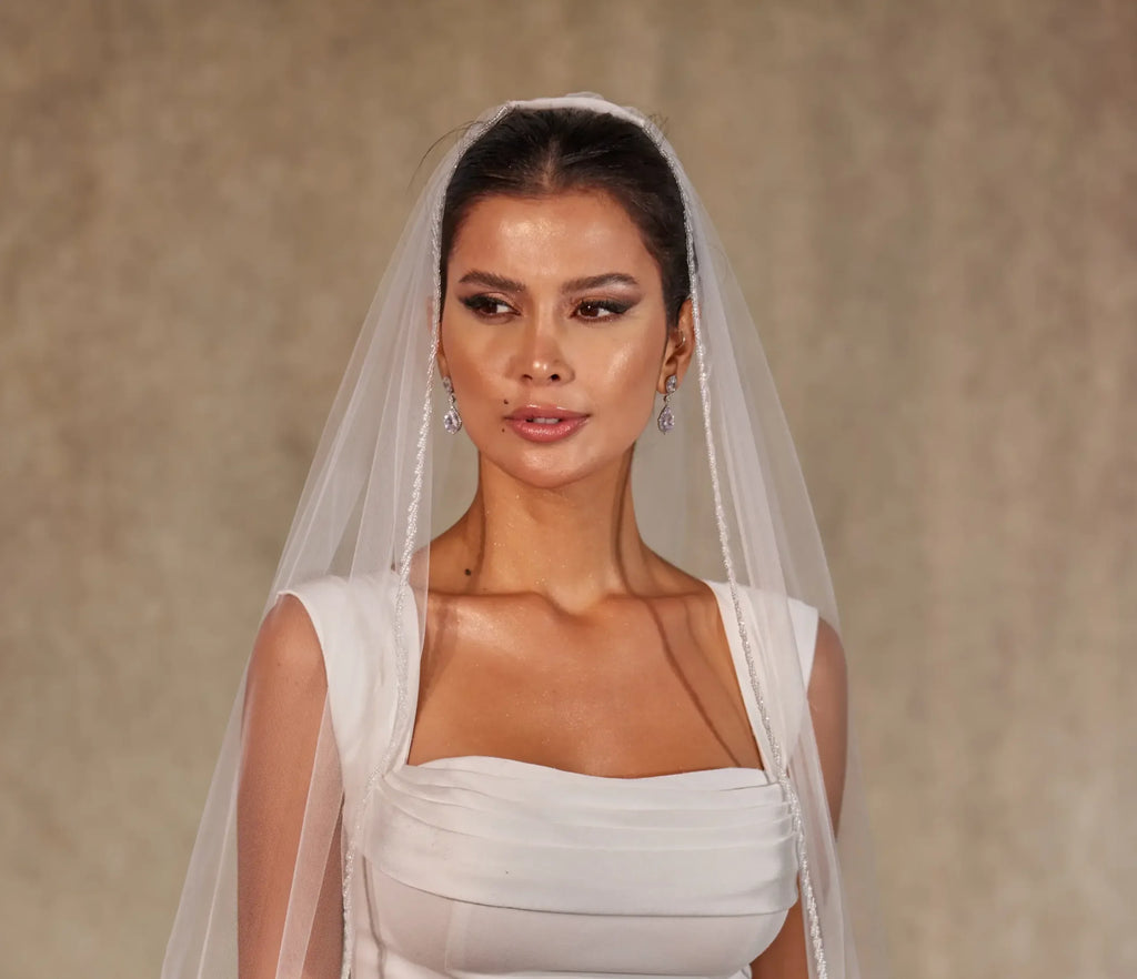 Crystal Knot Beaded Edge Wedding Veil - D250 – Bridal Port, view 10