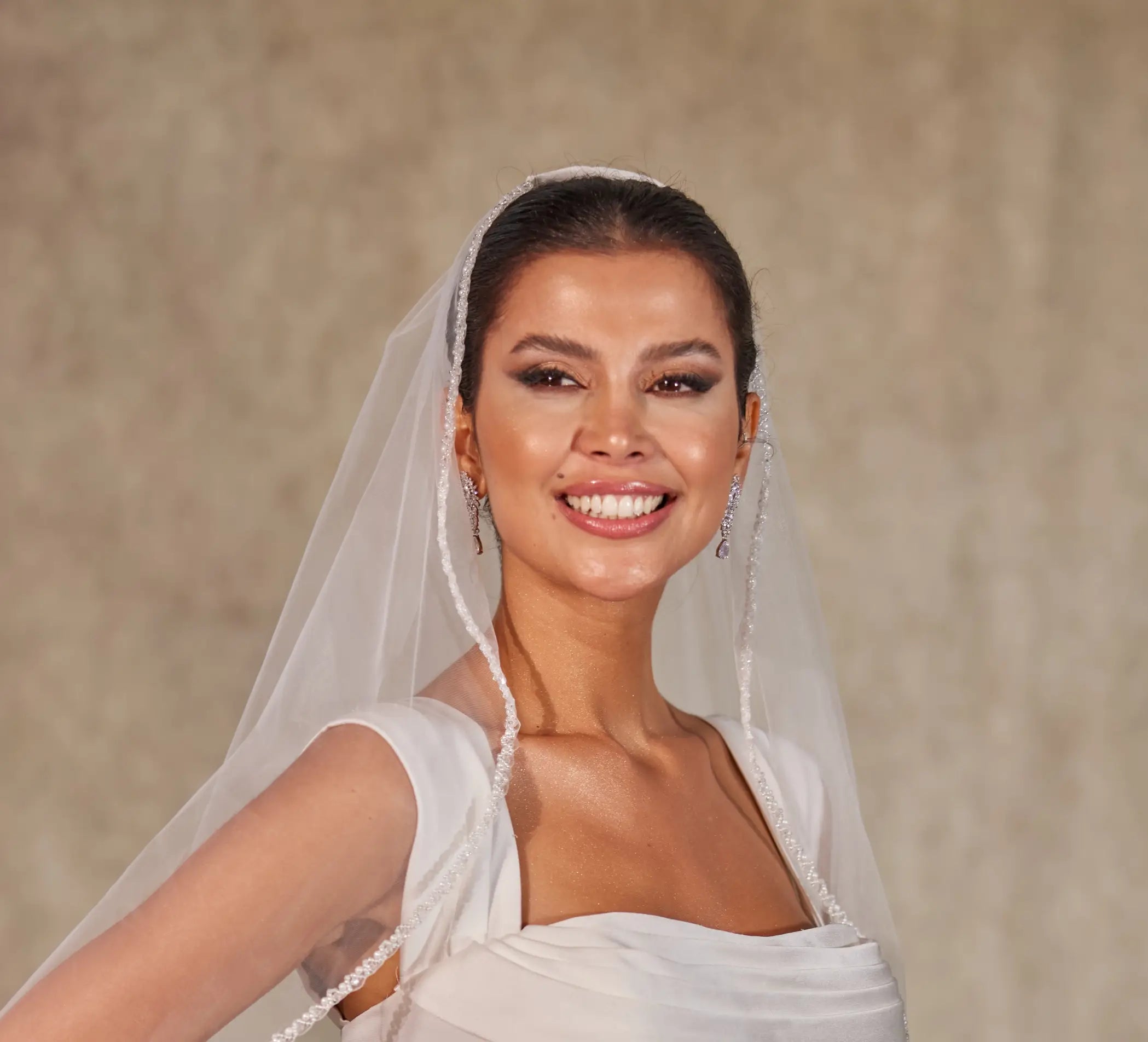 Bridal Shower Pearl Veil- D257 – Bridal Port, view 8