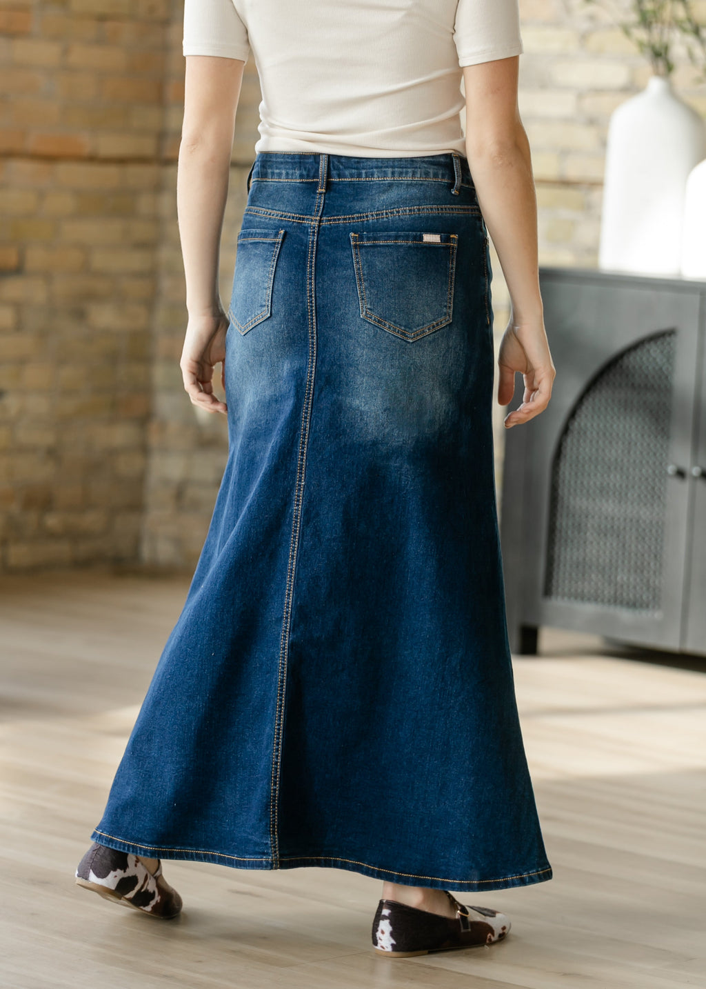 Inherit Co. Bethany Dark Wash A-line Long Denim Skirt — size reference
