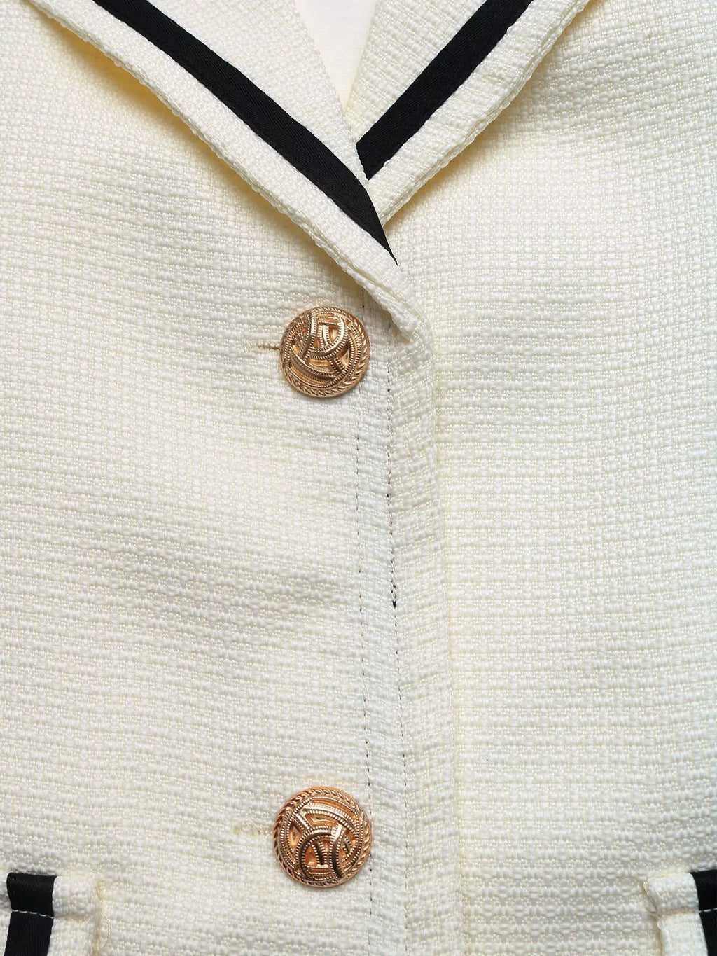 Contrast Trim Button-Up Blazer