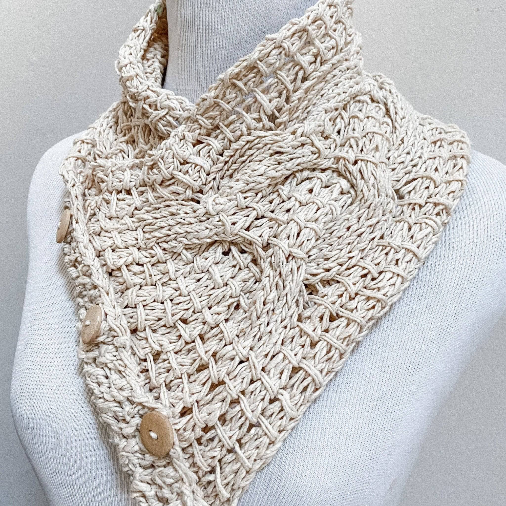 Darn Good Yarn Darn Good Yarn Birch Tree Cowl Knitting Kit — main product shot