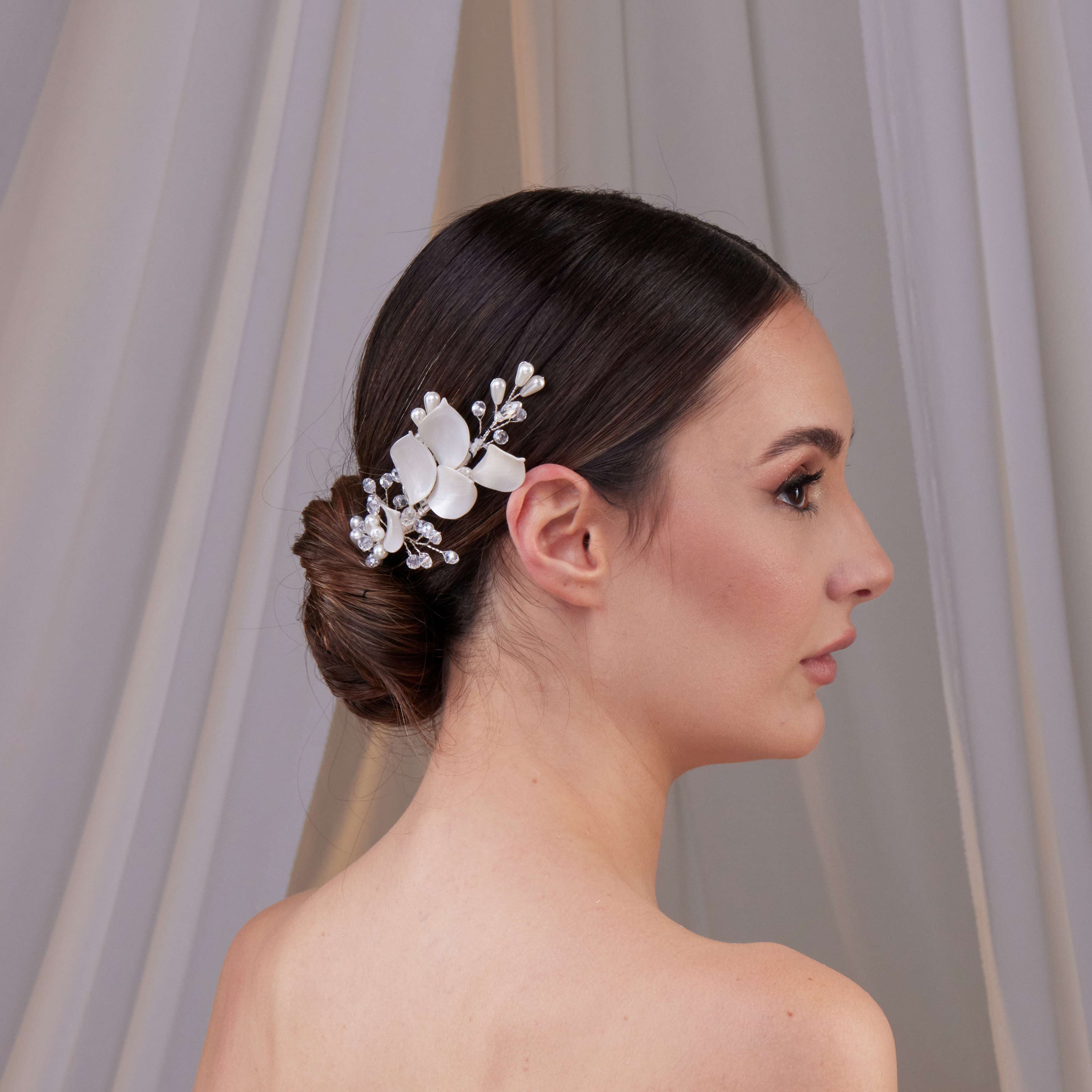 Two-Piece Resin Flower Hair Vine Set – Bridal Port