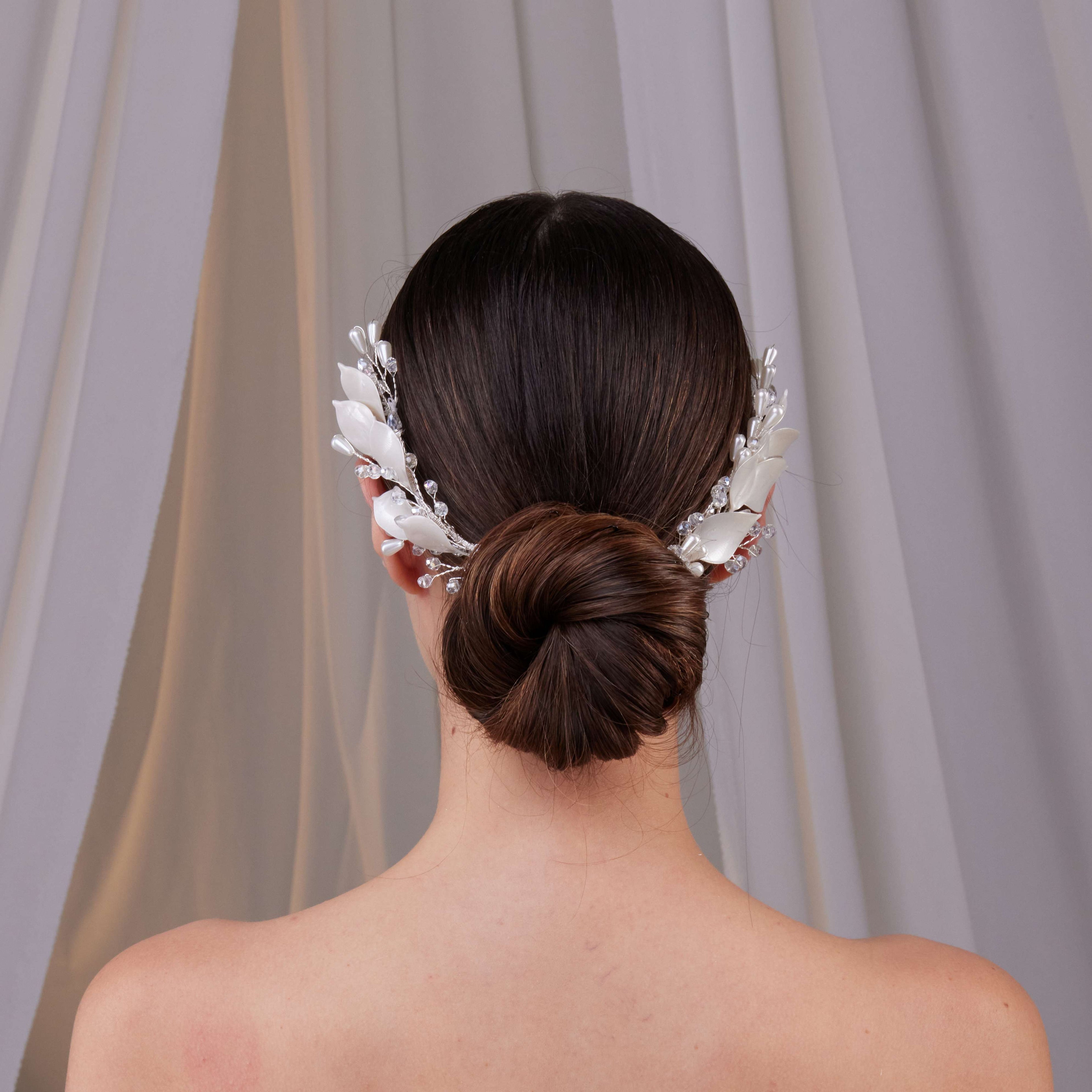 Two-Piece Resin Flower Hair Vine Set – Bridal Port, view 2