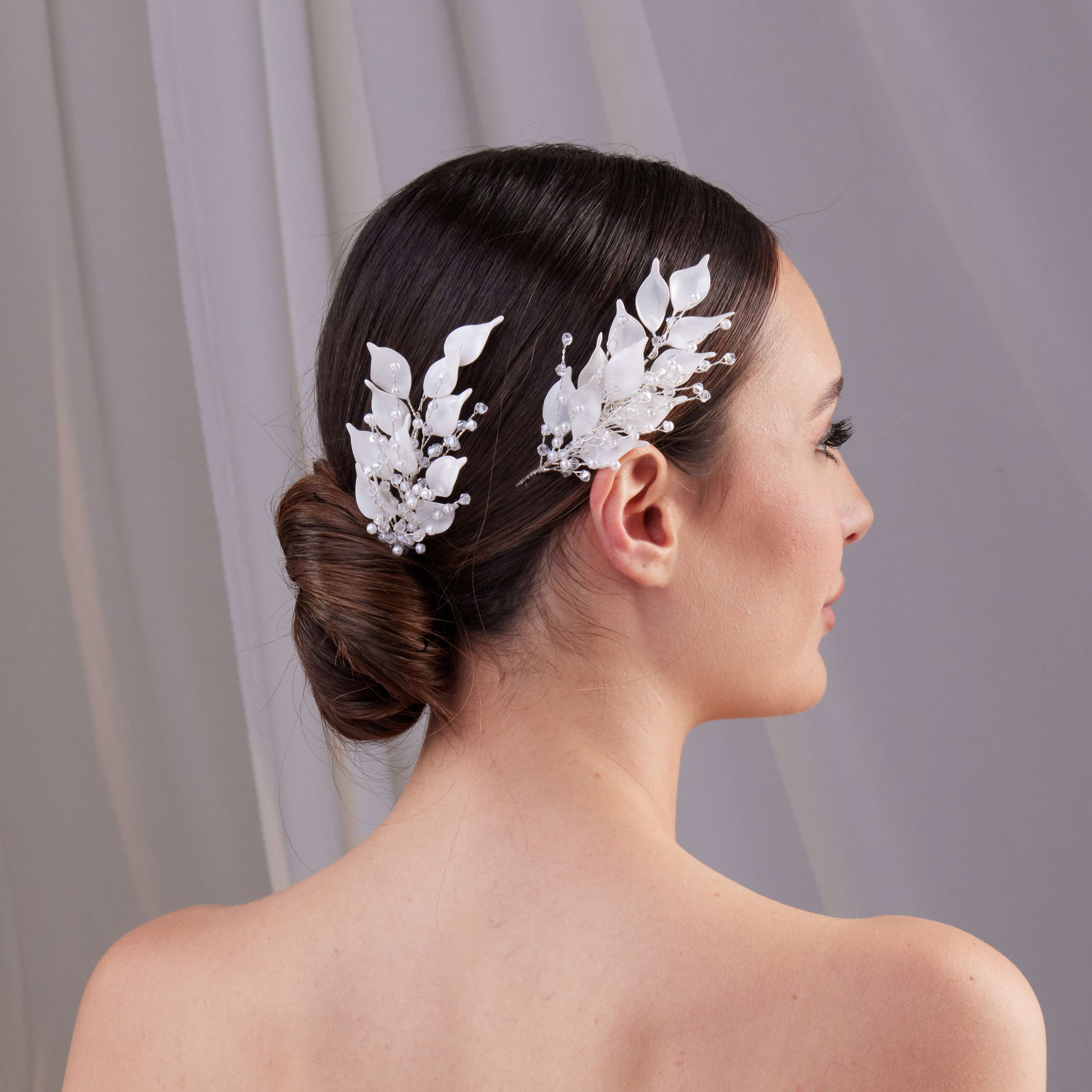 Two-Piece Resin Flower Bridal Hair Vine Set – Bridal Port, view 5