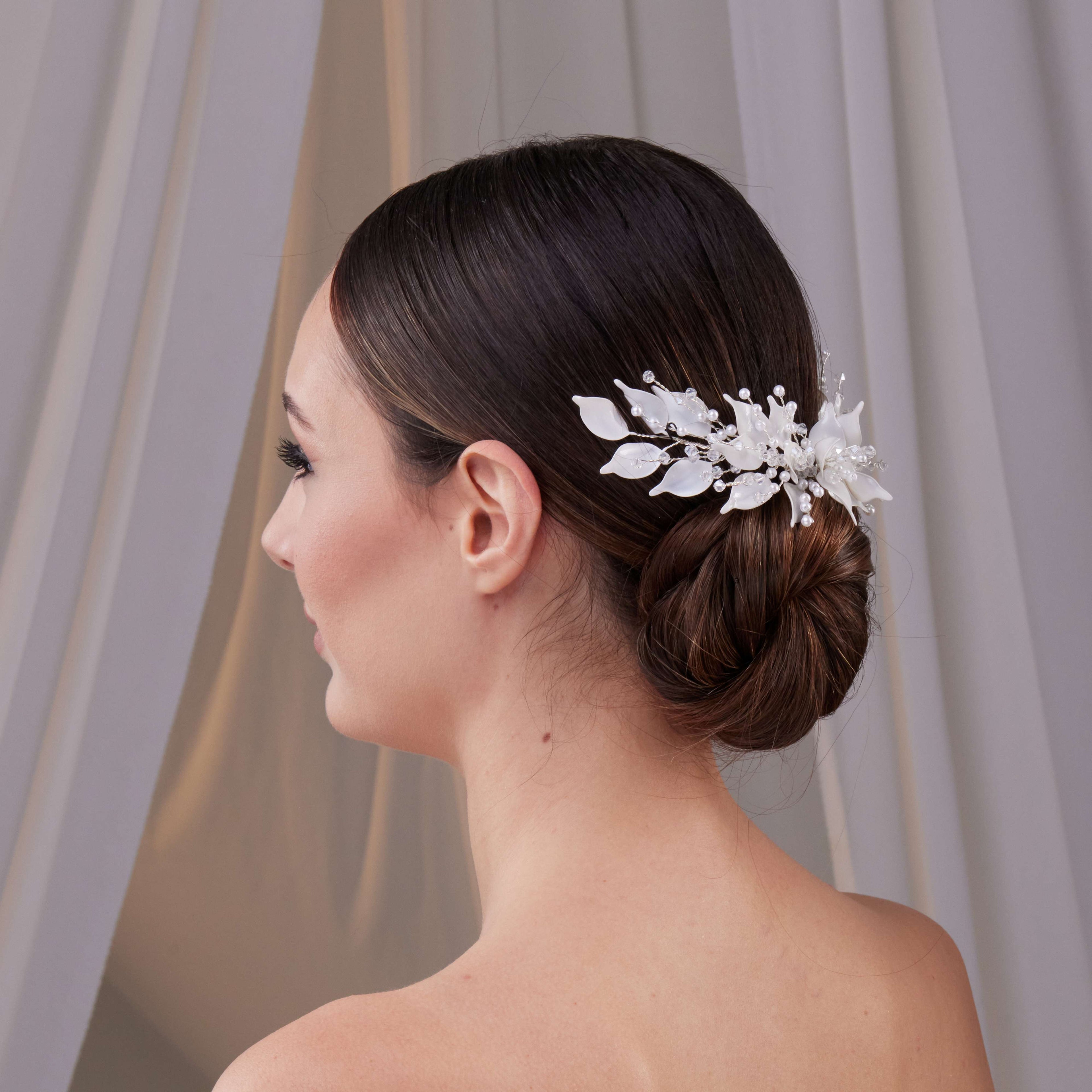 Elegant Resin Leaf Hair Comb – Bridal Port, view 3