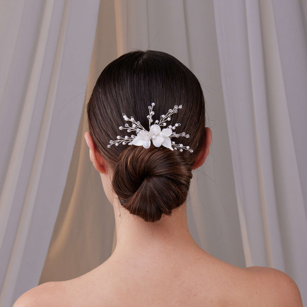 Elegant Resin Flower Wedding Hair Comb – Bridal Port, view 4