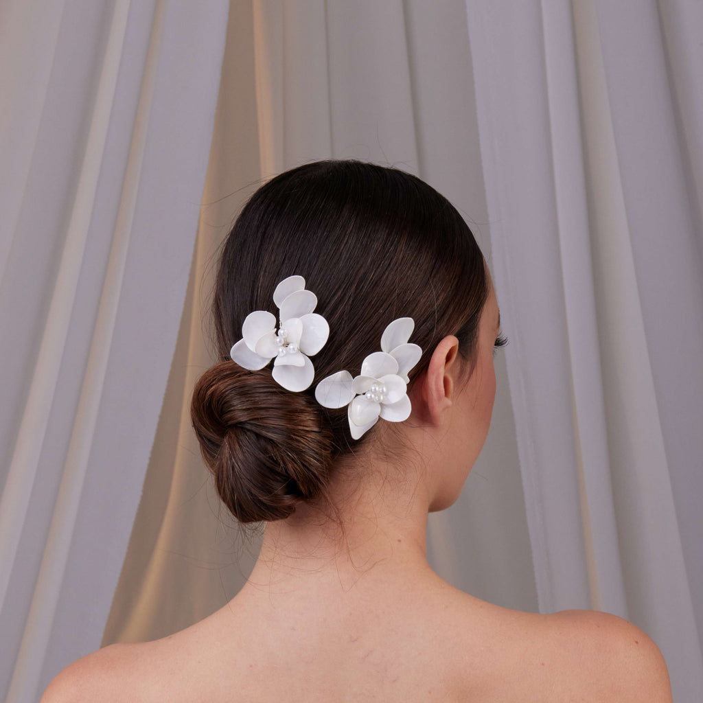Two-Piece Resin Flower Hair Pin Set – Bridal Port, view 4