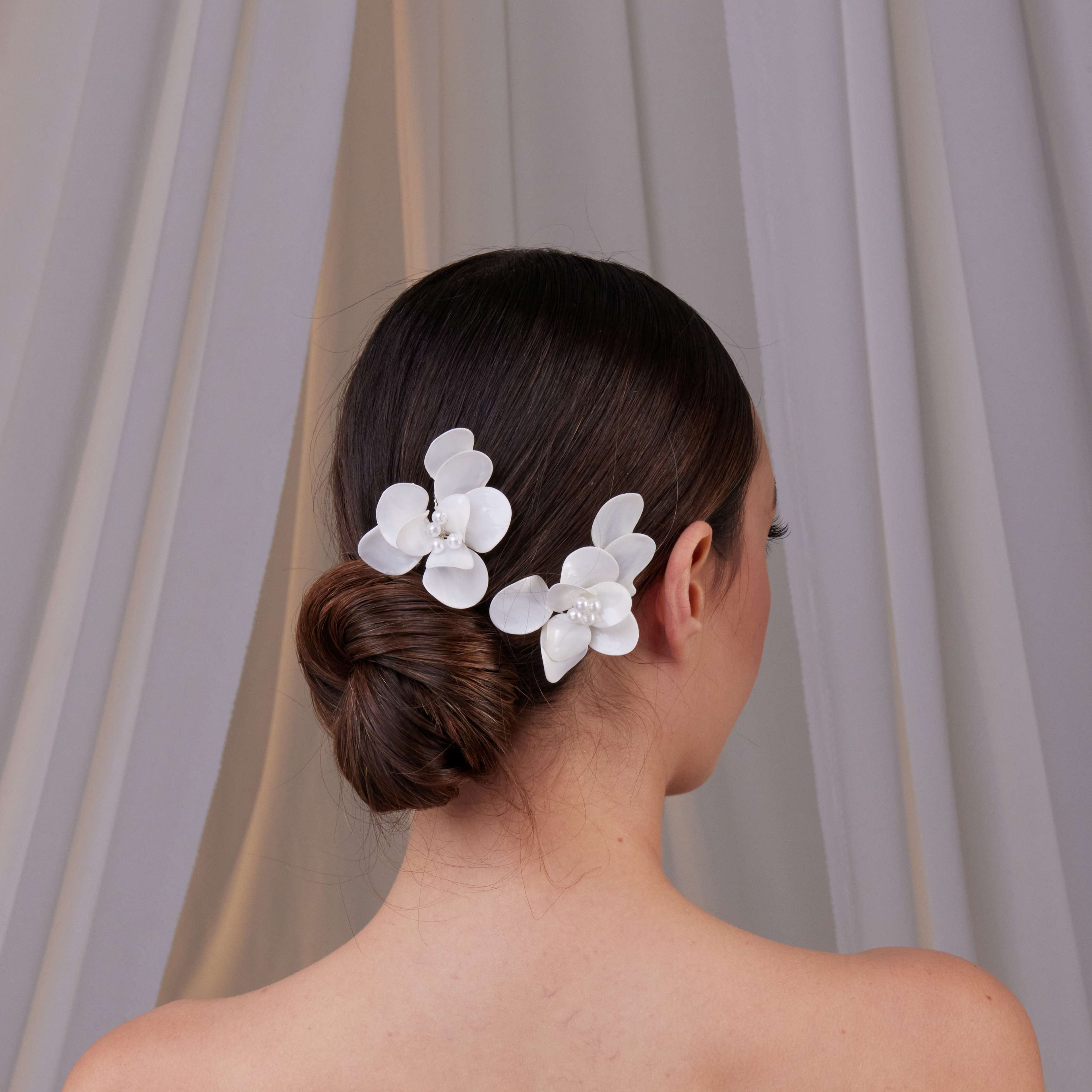 Two-Piece Resin Flower Hair Pin Set – Bridal Port, view 4