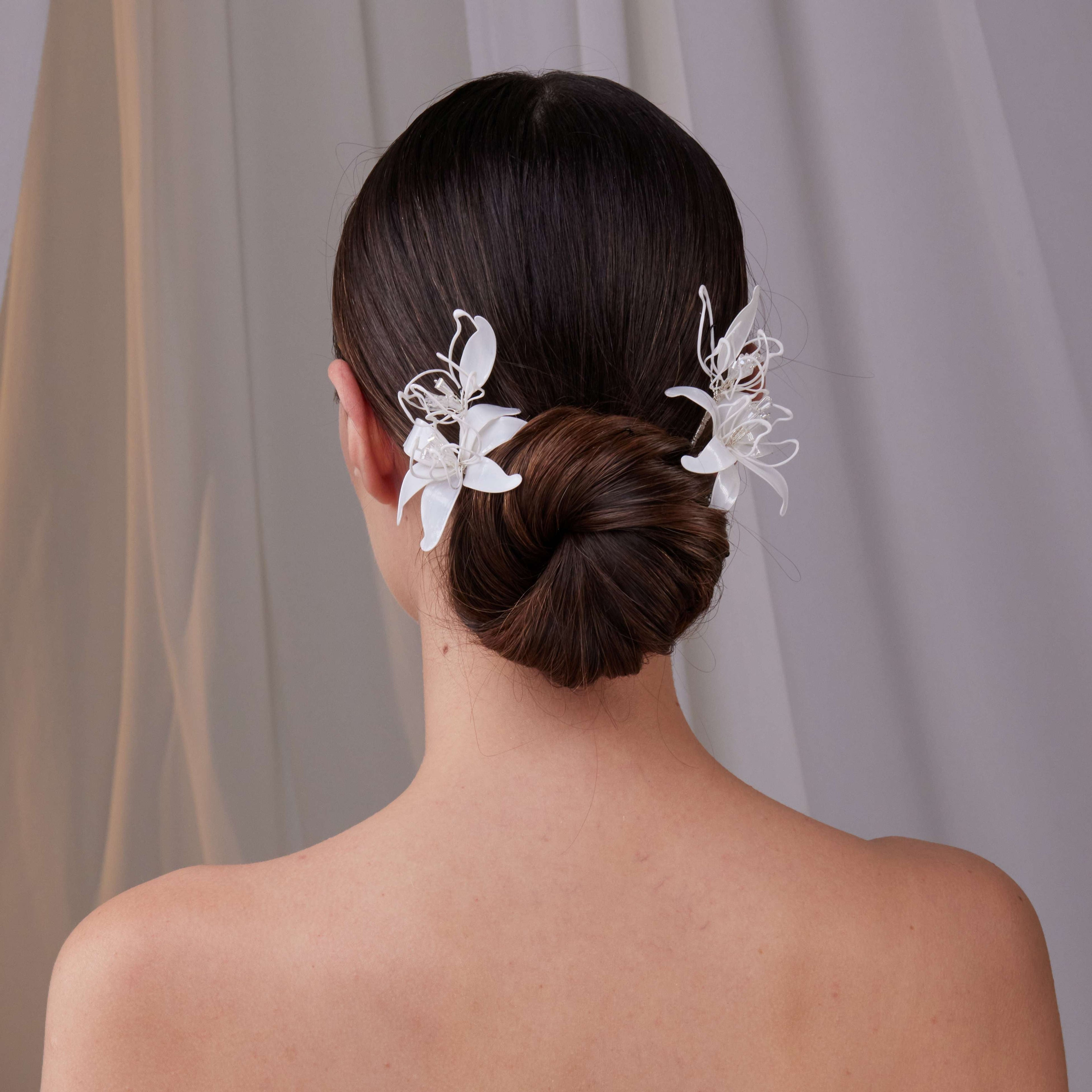 Two-Piece Resin Flower Hair Pin Set – Bridal Port, view 3