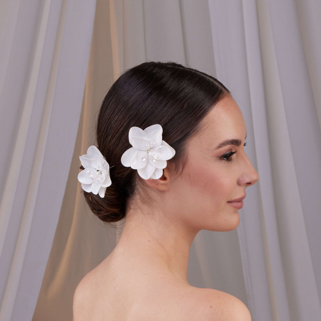 Two-Piece Resin Flower Hair Pin Set – Bridal Port, view 2