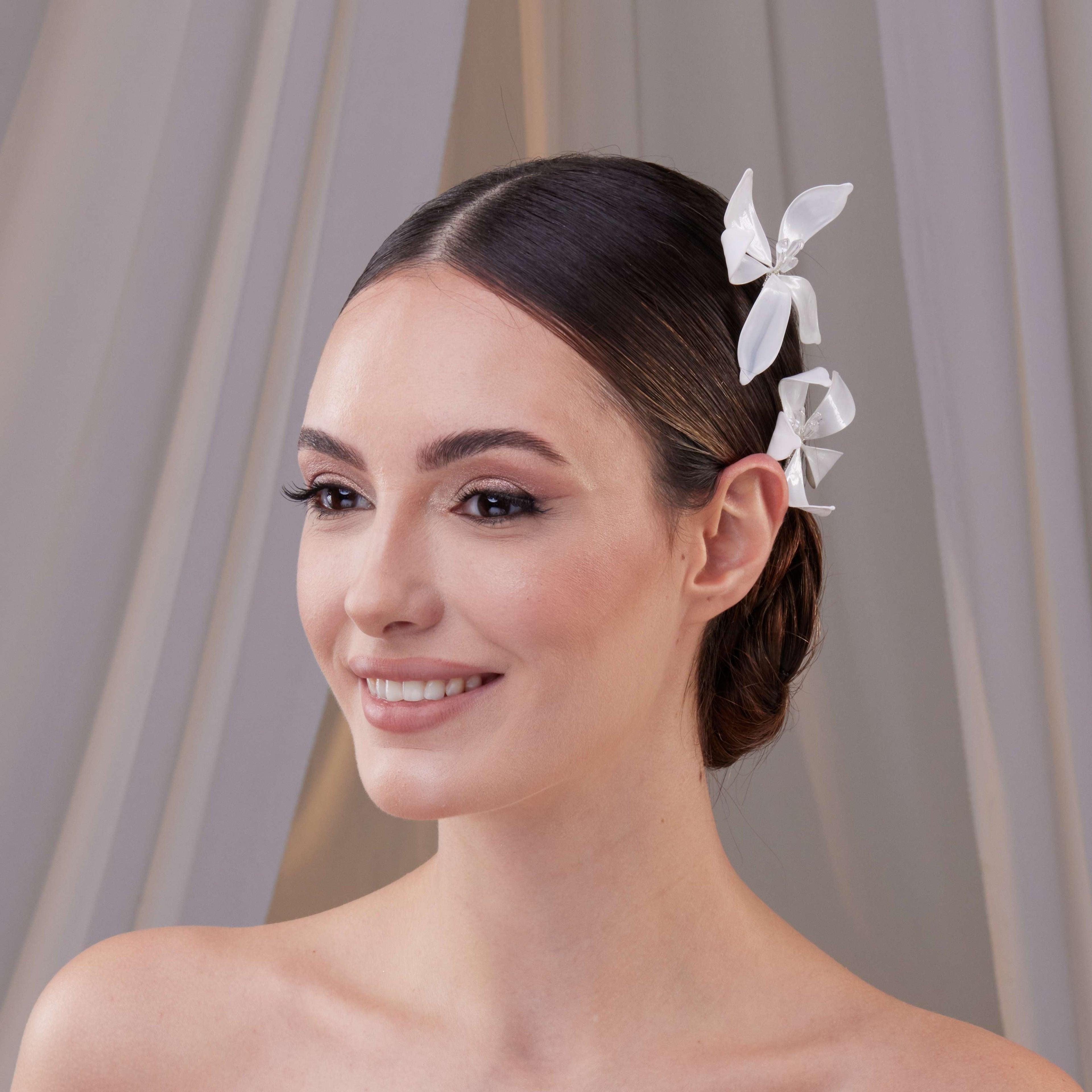Two-Piece Resin Flower Hair Pin Set – Bridal Port, view 2
