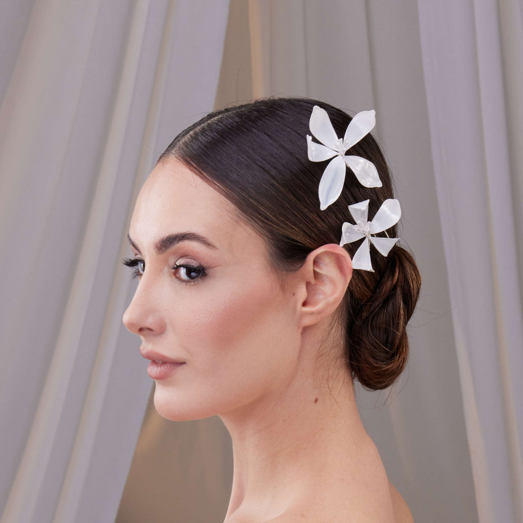 Two-Piece Resin Flower Hair Pin Set – Bridal Port, view 3