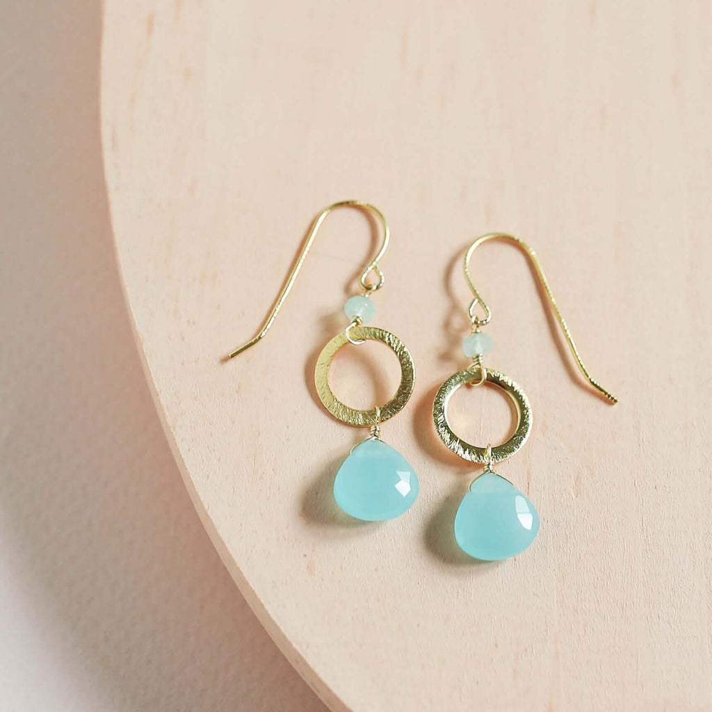 PARKEN JEWELRY The Airie Earring - Blue Chalcedony Gold — Blue detail